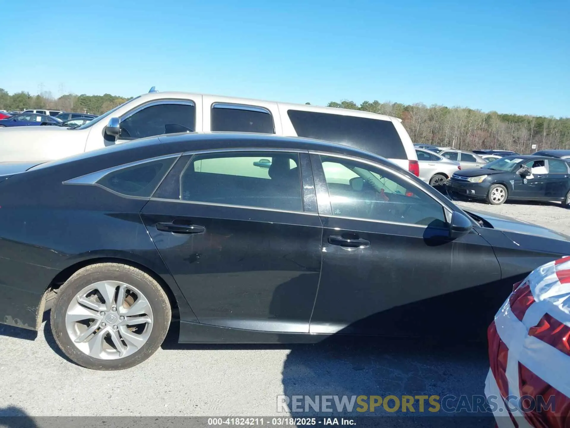 13 fotografías del automóvil dañado 1HGCV1F16KA132408 HONDA ACCORD 2019