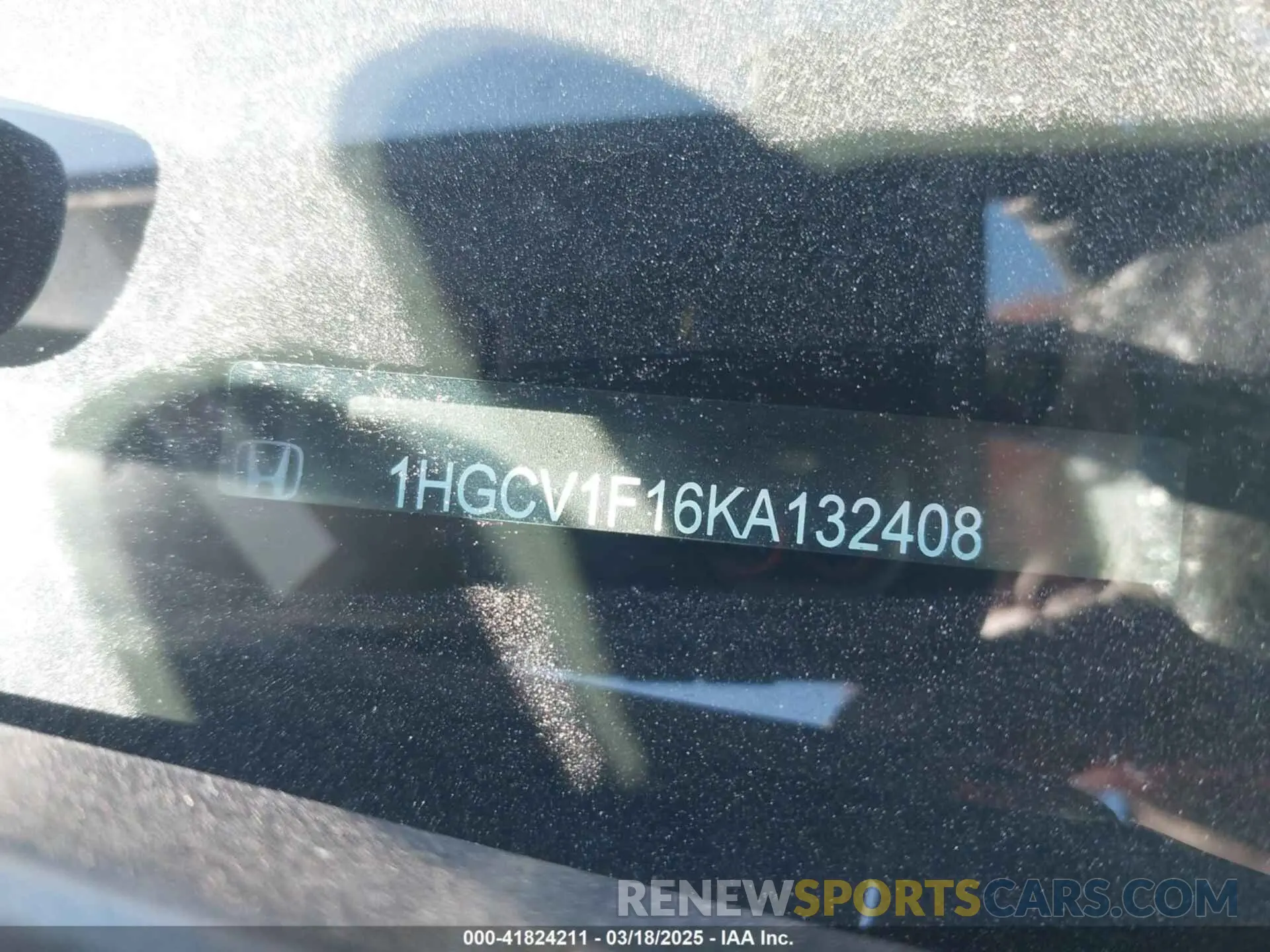 9 fotografías del automóvil dañado 1HGCV1F16KA132408 HONDA ACCORD 2019