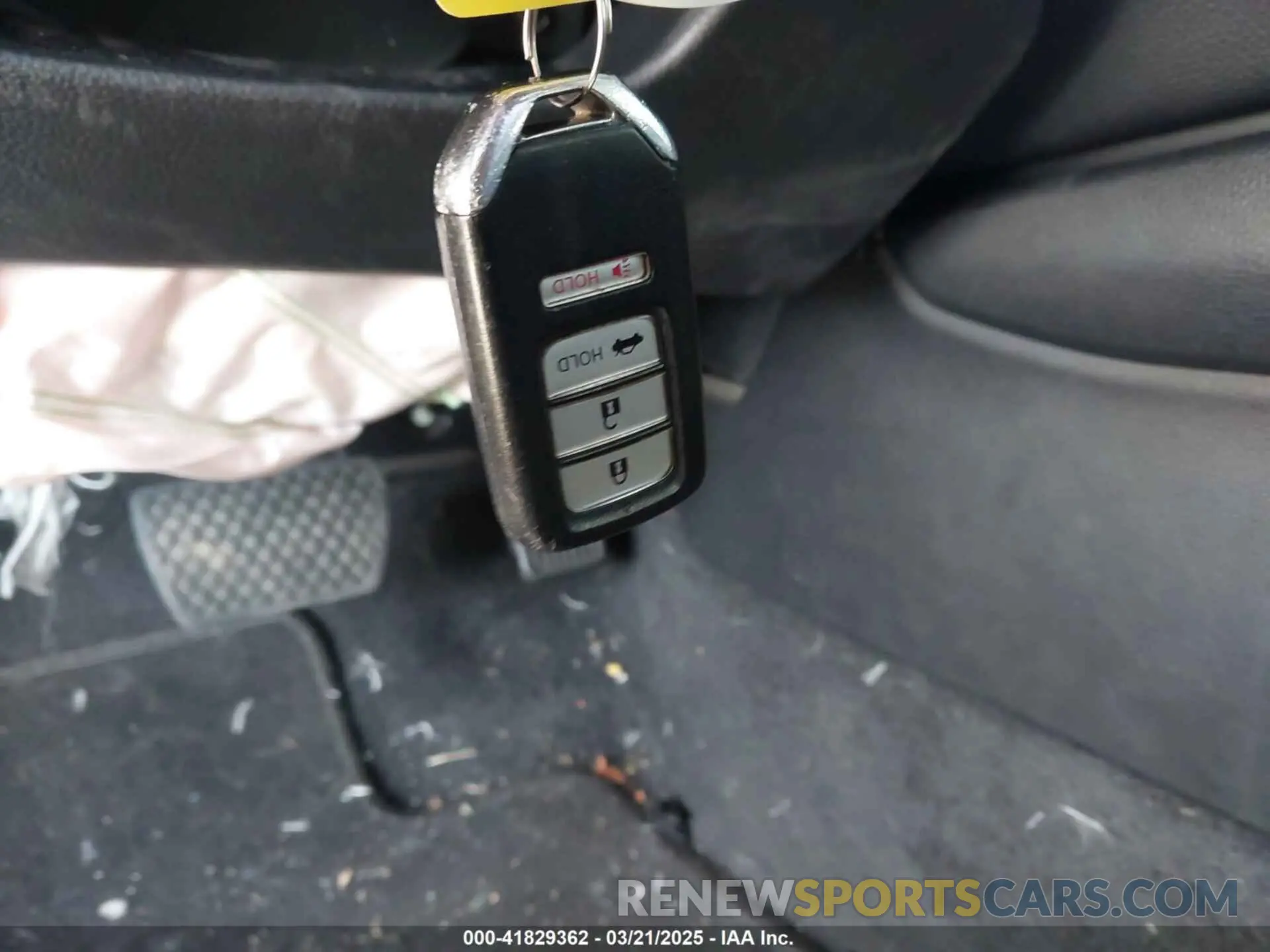 11 fotografías del automóvil dañado 1HGCV1F16KA155915 HONDA ACCORD 2019