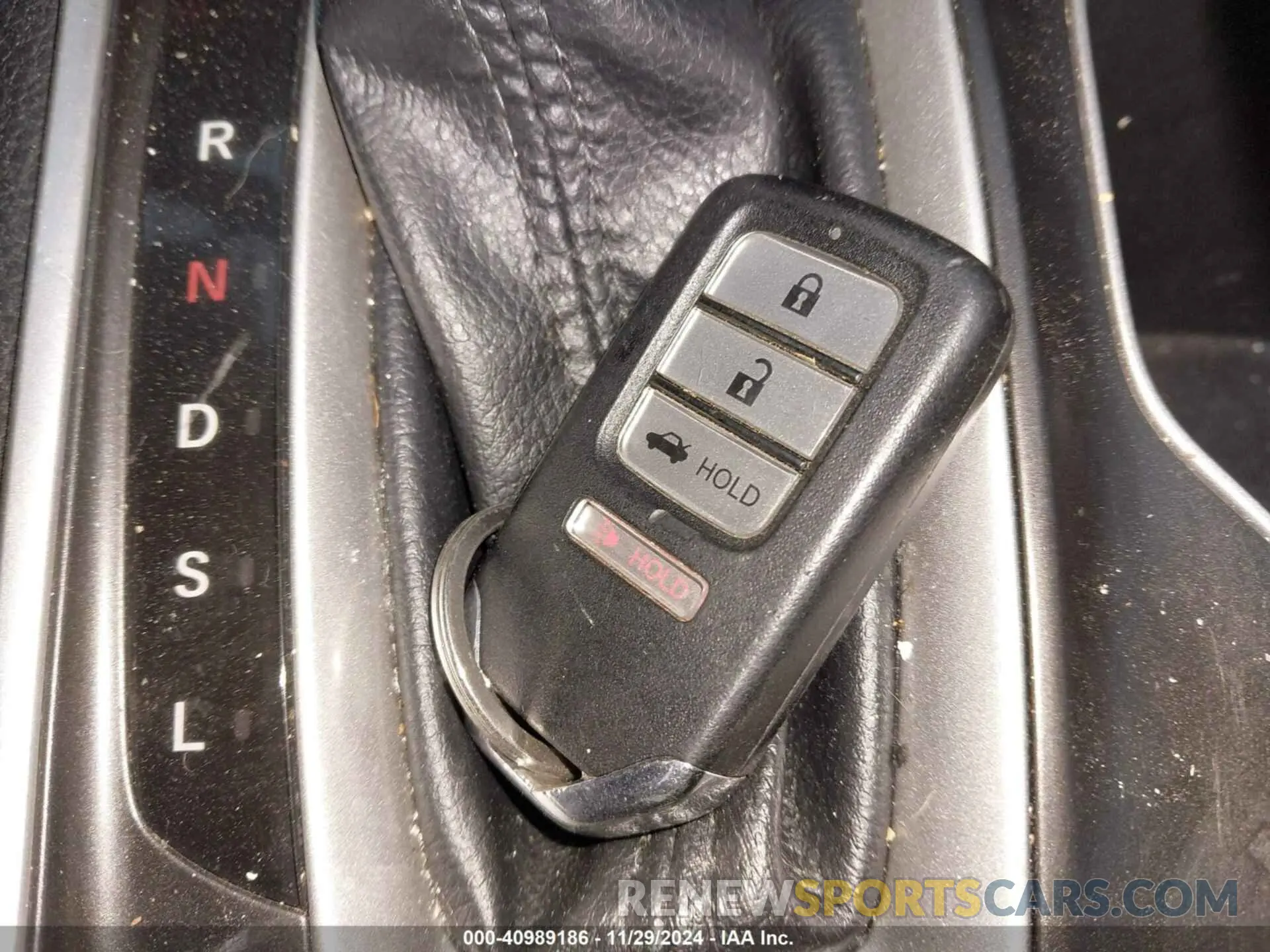 11 fotografías del automóvil dañado 1HGCV1F16KA177039 HONDA ACCORD 2019