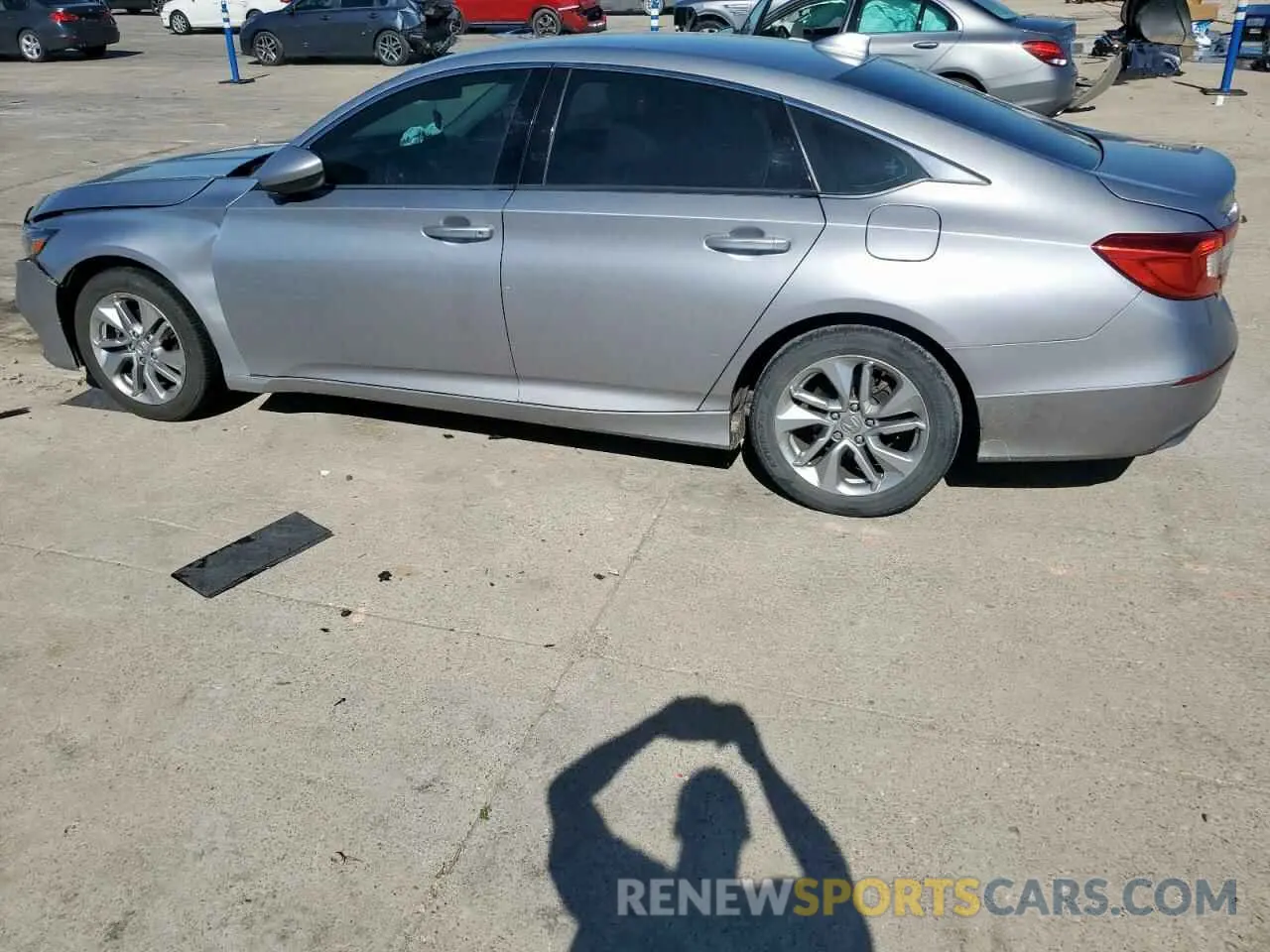 2 fotografías del automóvil dañado 1HGCV1F17KA103693 HONDA ACCORD 2019