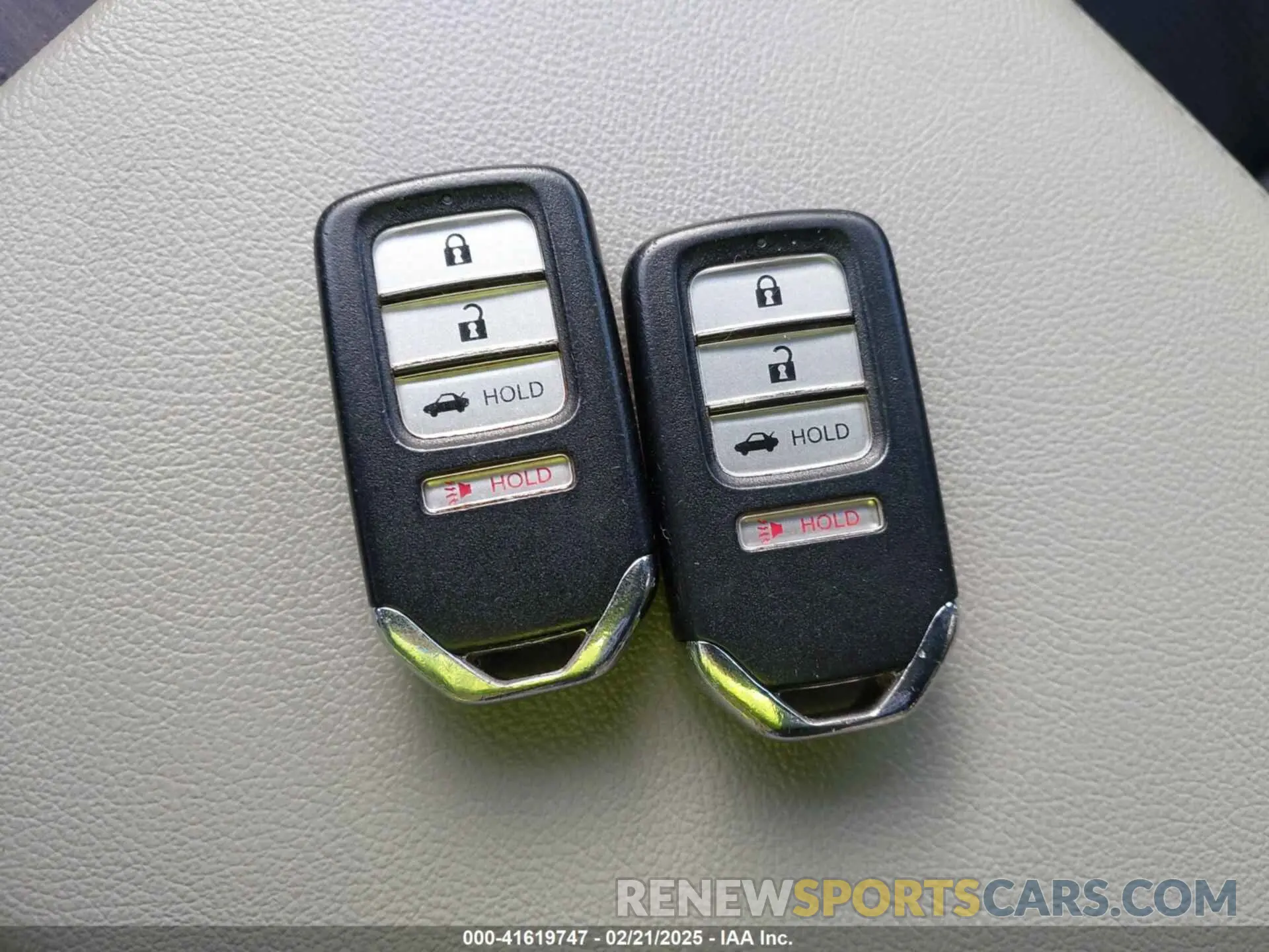 11 fotografías del automóvil dañado 1HGCV1F17KA149542 HONDA ACCORD 2019