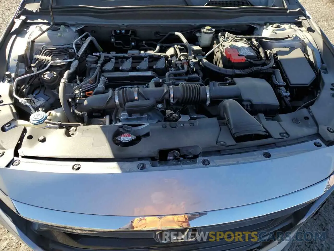 11 fotografías del automóvil dañado 1HGCV1F18KA030480 HONDA ACCORD 2019