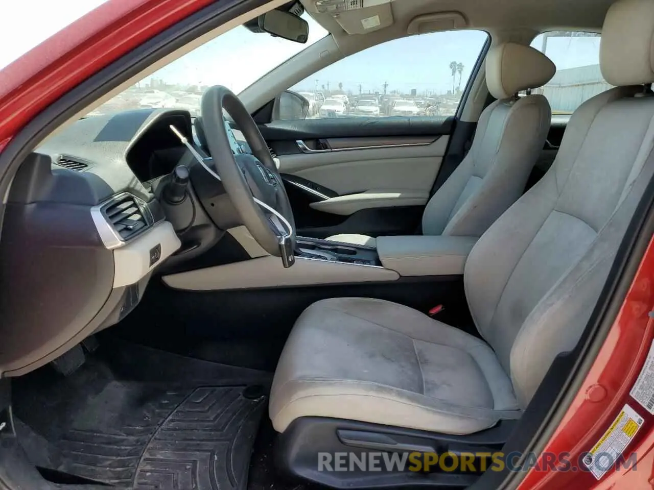 7 fotografías del automóvil dañado 1HGCV1F18KA042869 HONDA ACCORD 2019