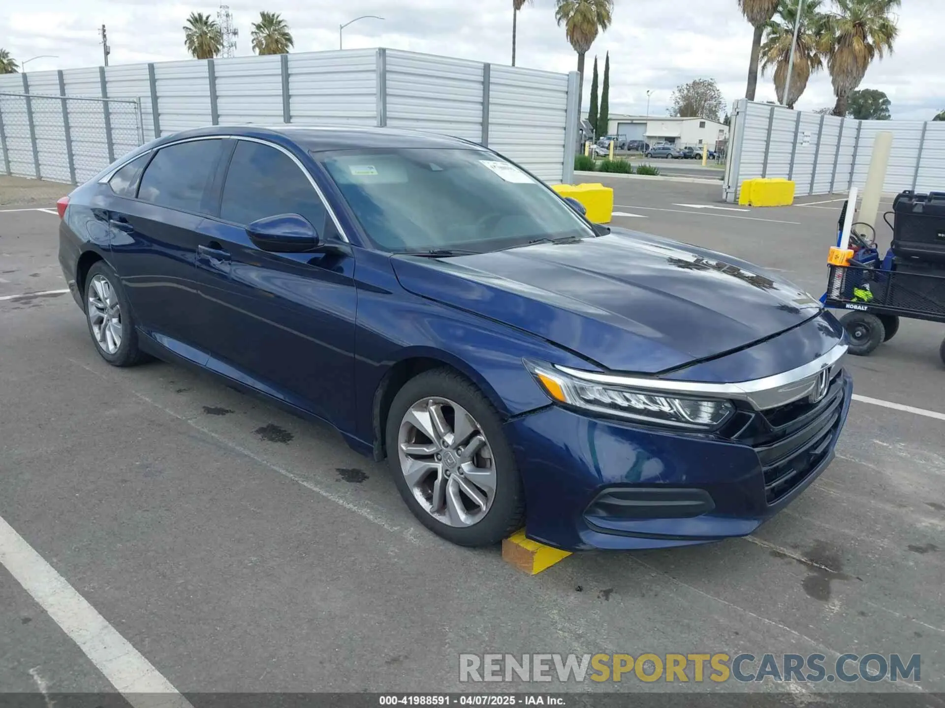 1 fotografías del automóvil dañado 1HGCV1F18KA056173 HONDA ACCORD 2019