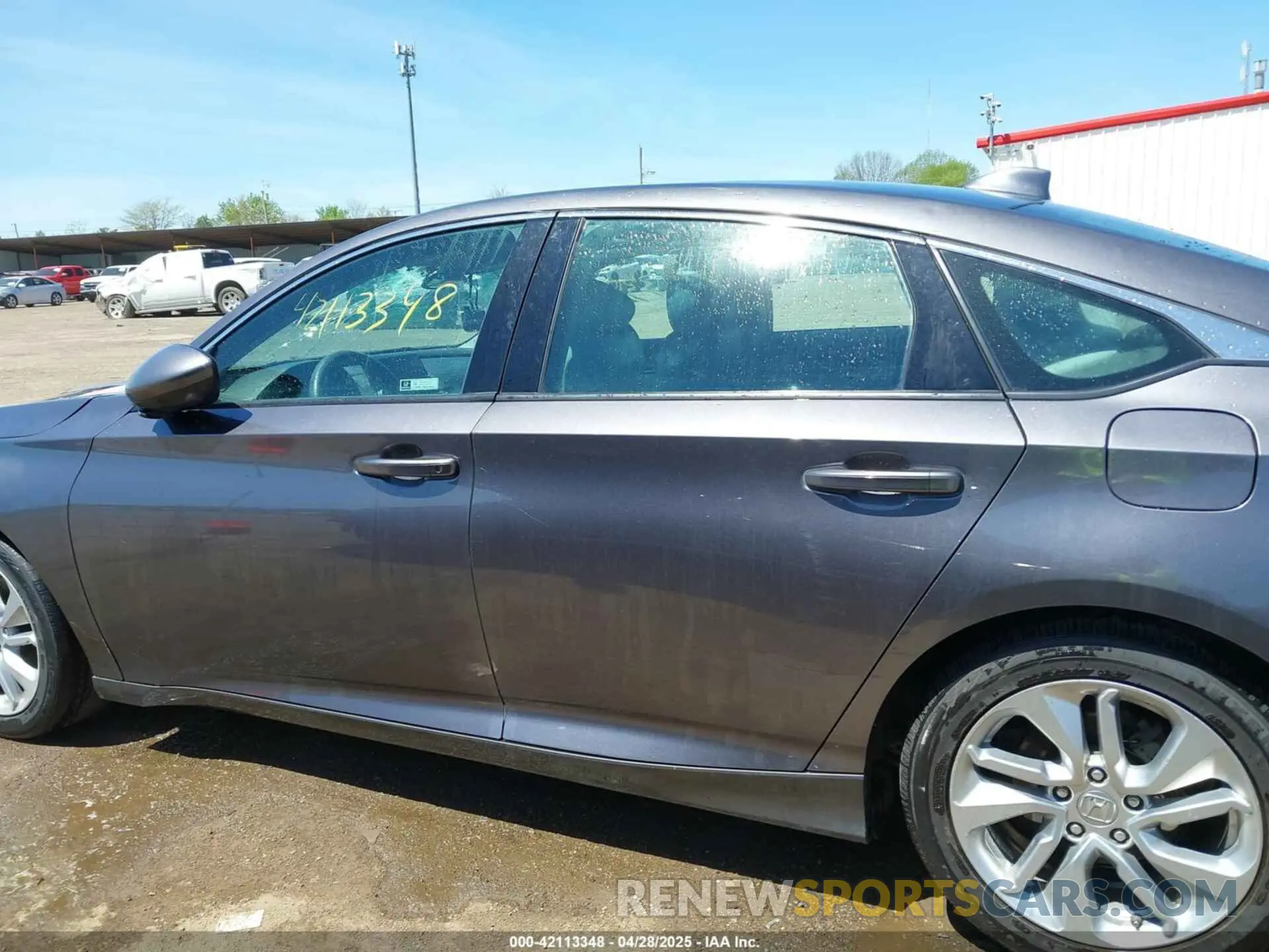 14 fotografías del automóvil dañado 1HGCV1F18KA069005 HONDA ACCORD 2019