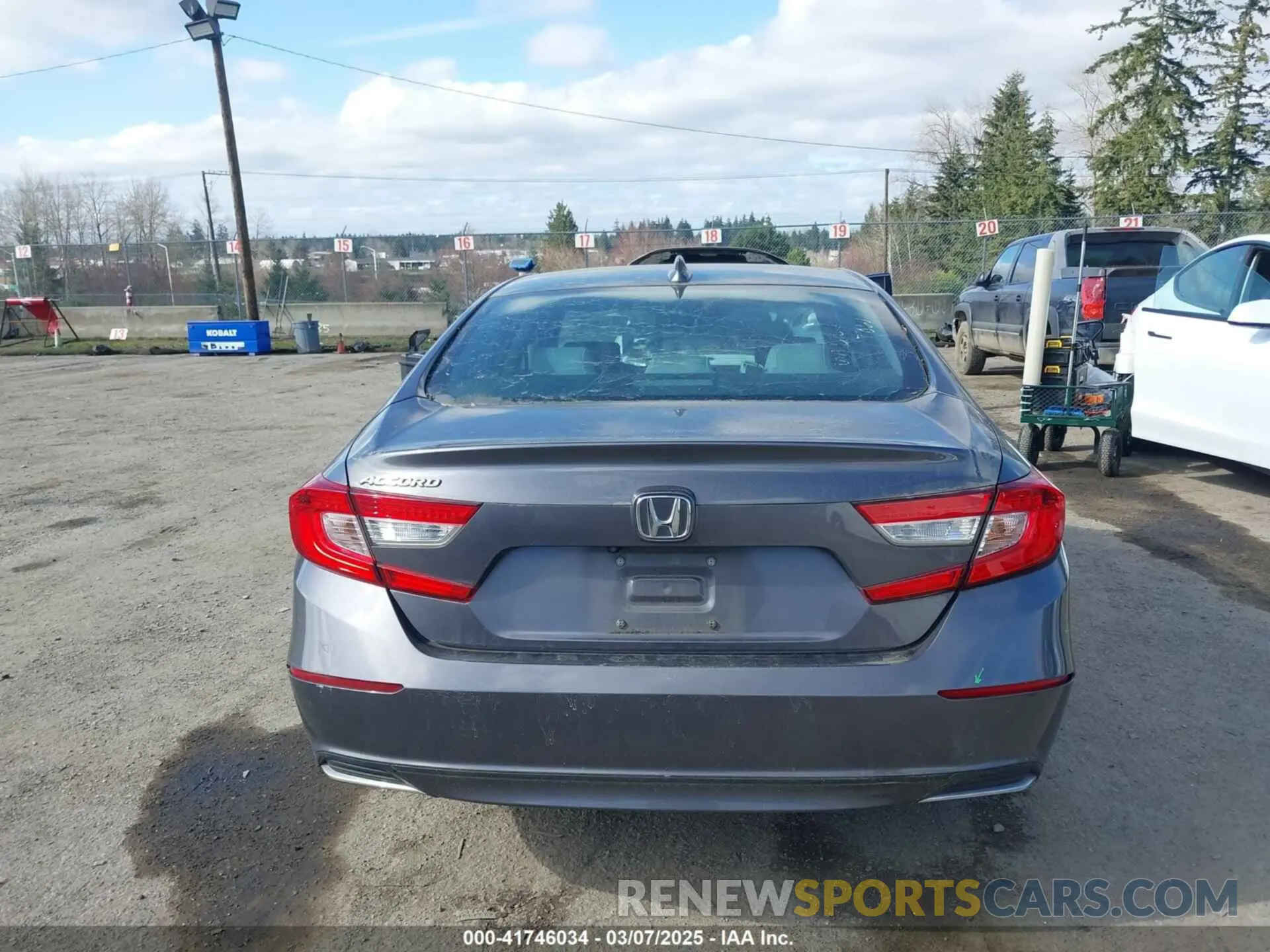 16 fotografías del automóvil dañado 1HGCV1F18KA108224 HONDA ACCORD 2019