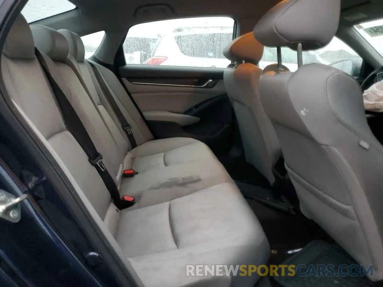 10 fotografías del automóvil dañado 1HGCV1F18KA133592 HONDA ACCORD 2019