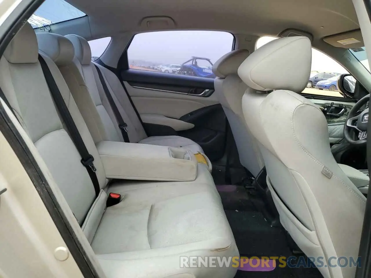 10 fotografías del automóvil dañado 1HGCV1F18KA139442 HONDA ACCORD 2019