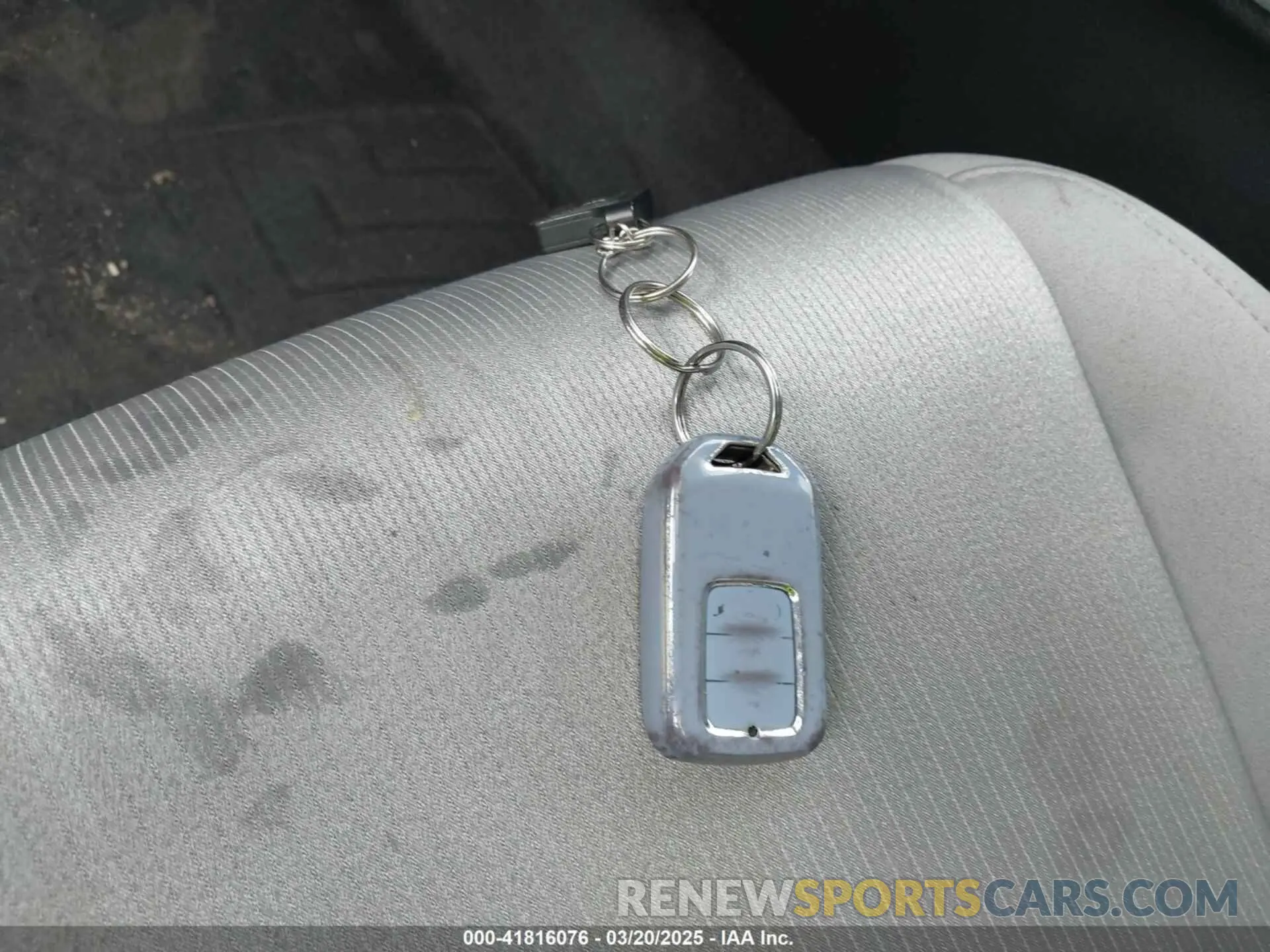 11 fotografías del automóvil dañado 1HGCV1F18KA150571 HONDA ACCORD 2019