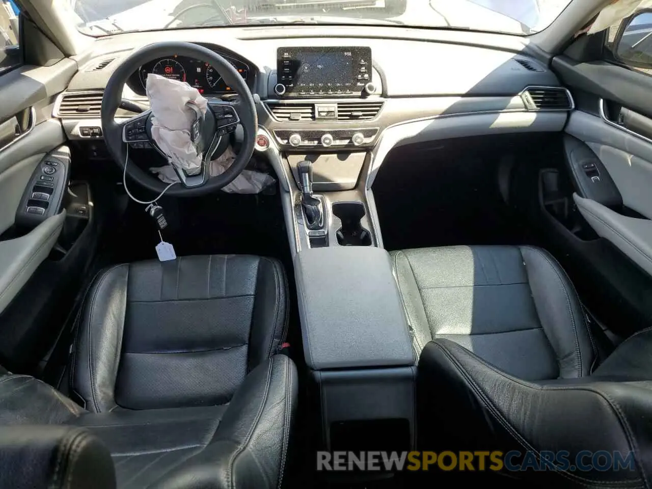 8 fotografías del automóvil dañado 1HGCV1F19KA032030 HONDA ACCORD 2019