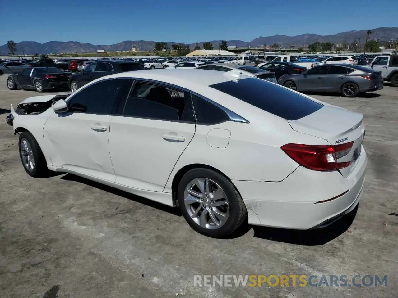 2 fotografías del automóvil dañado 1HGCV1F19KA071863 HONDA ACCORD 2019