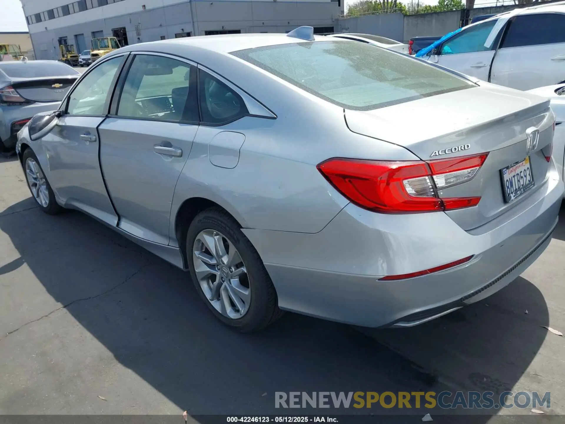 3 fotografías del automóvil dañado 1HGCV1F19KA120169 HONDA ACCORD 2019