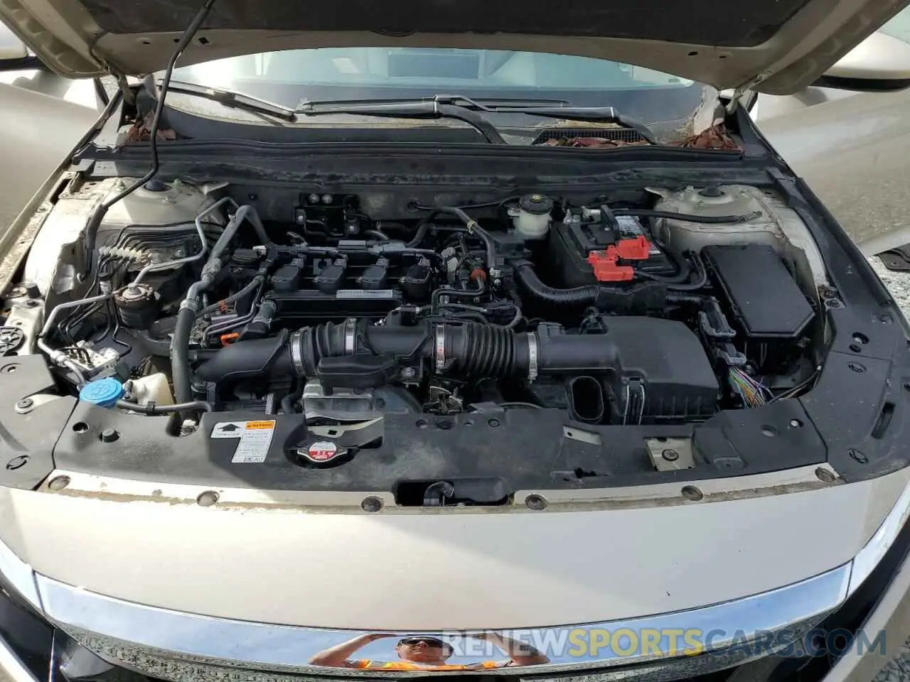 11 fotografías del automóvil dañado 1HGCV1F19KA136744 HONDA ACCORD 2019