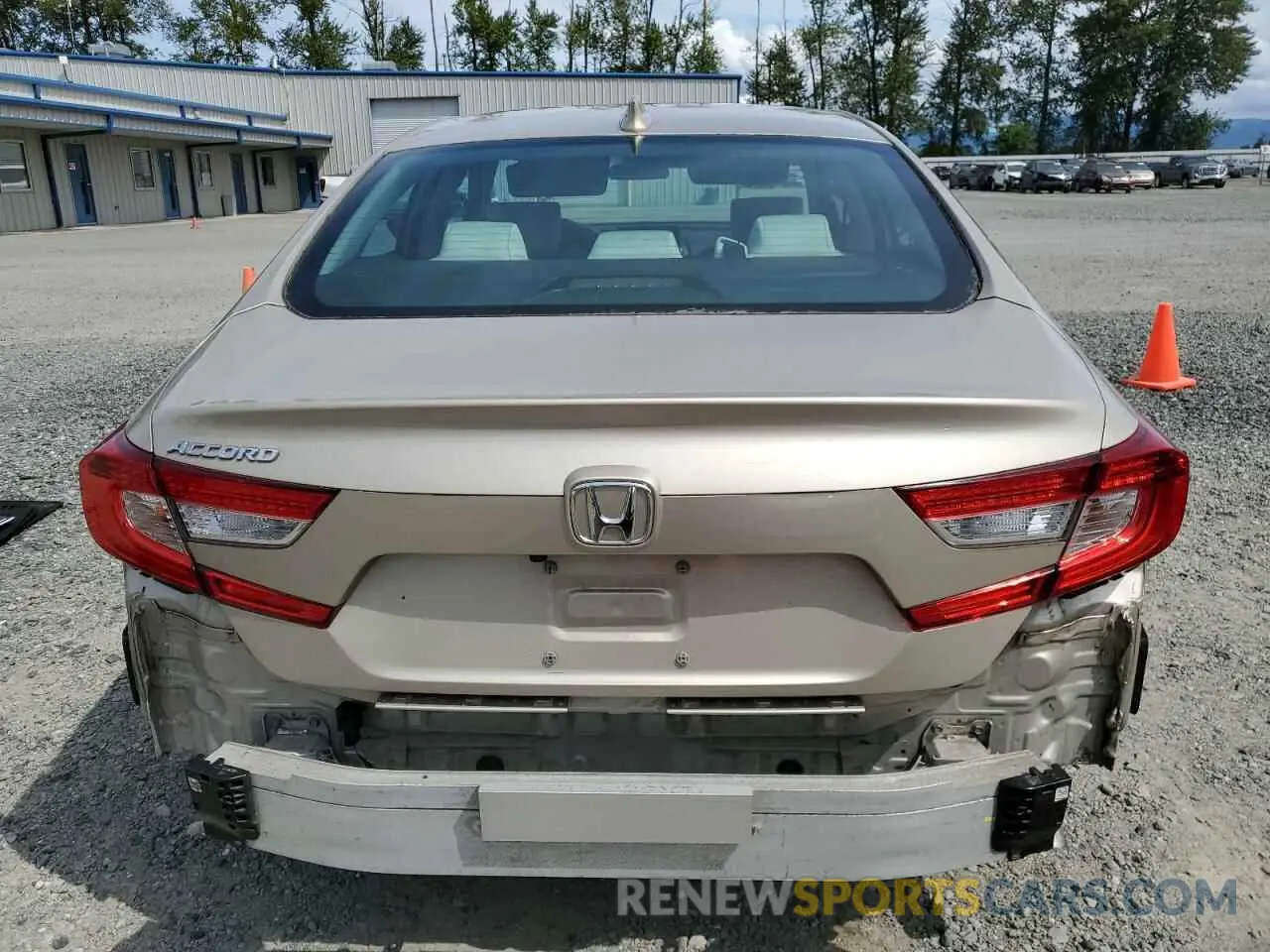 6 fotografías del automóvil dañado 1HGCV1F19KA136744 HONDA ACCORD 2019