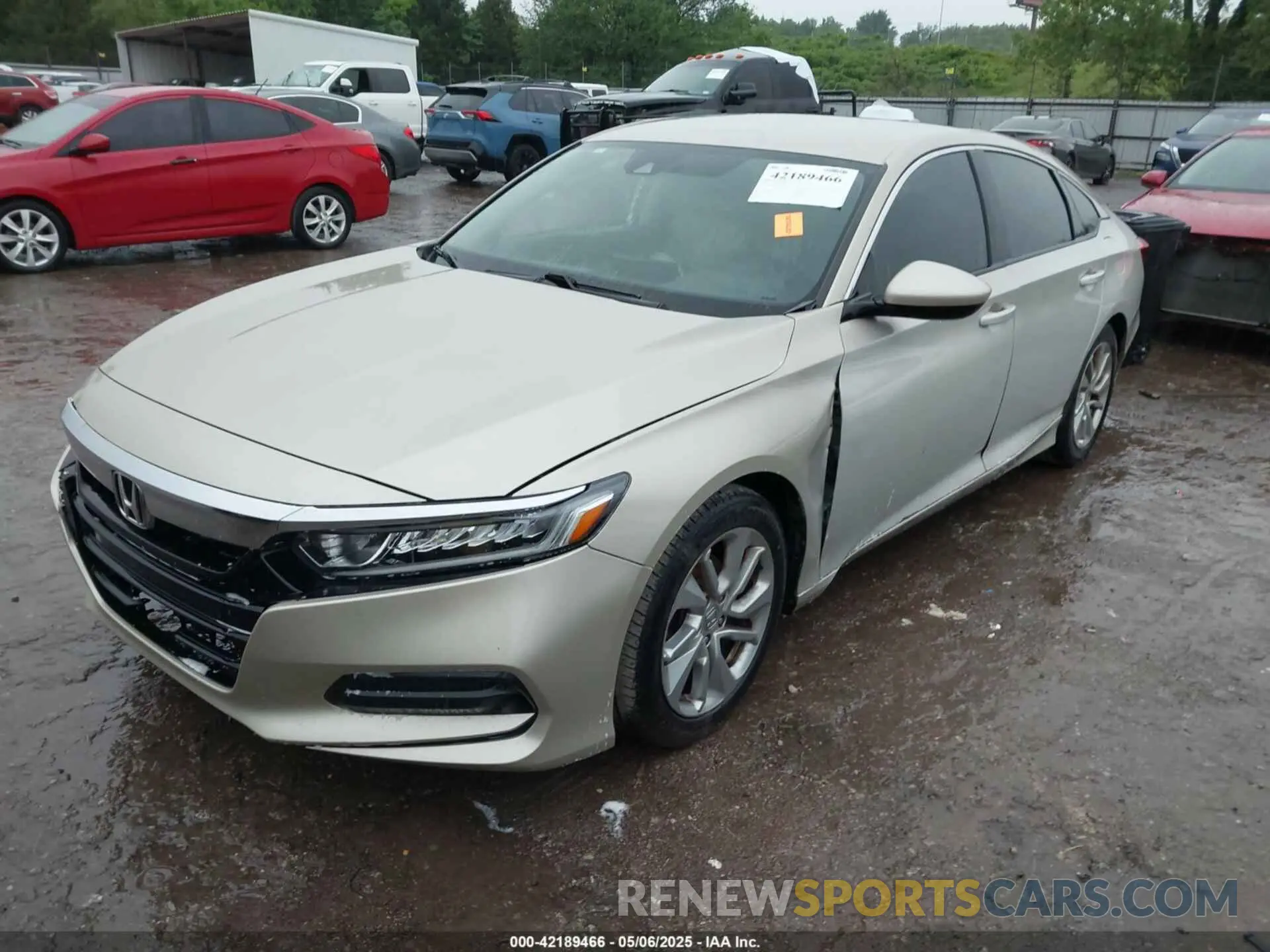 2 fotografías del automóvil dañado 1HGCV1F1XKA082614 HONDA ACCORD 2019