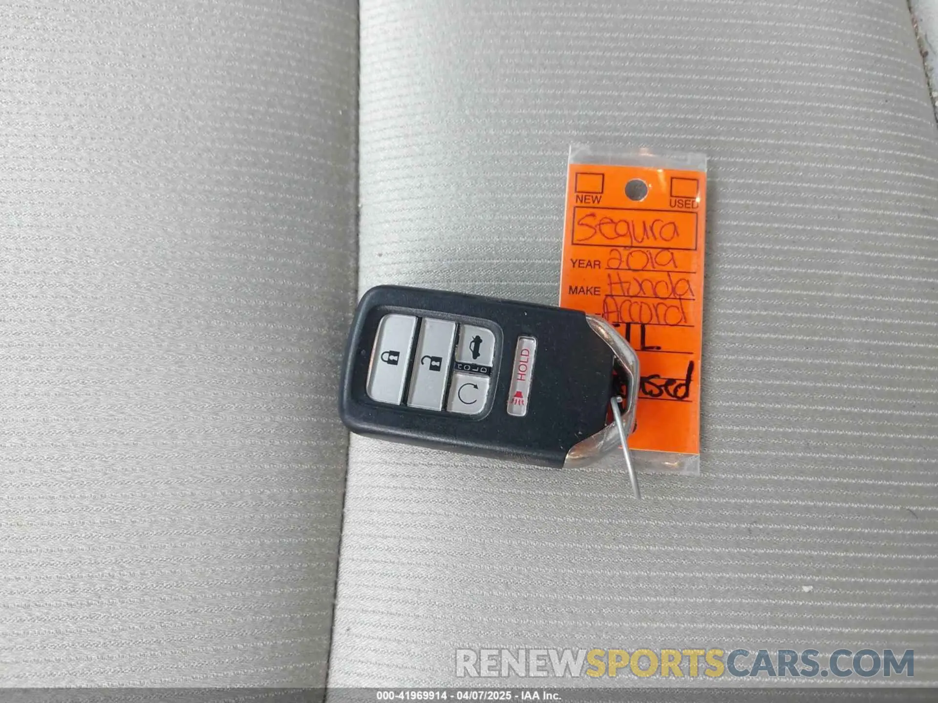 11 fotografías del automóvil dañado 1HGCV1F1XKA092494 HONDA ACCORD 2019