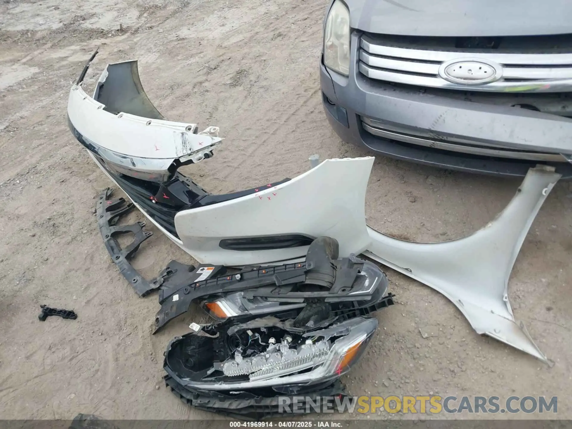 12 fotografías del automóvil dañado 1HGCV1F1XKA092494 HONDA ACCORD 2019