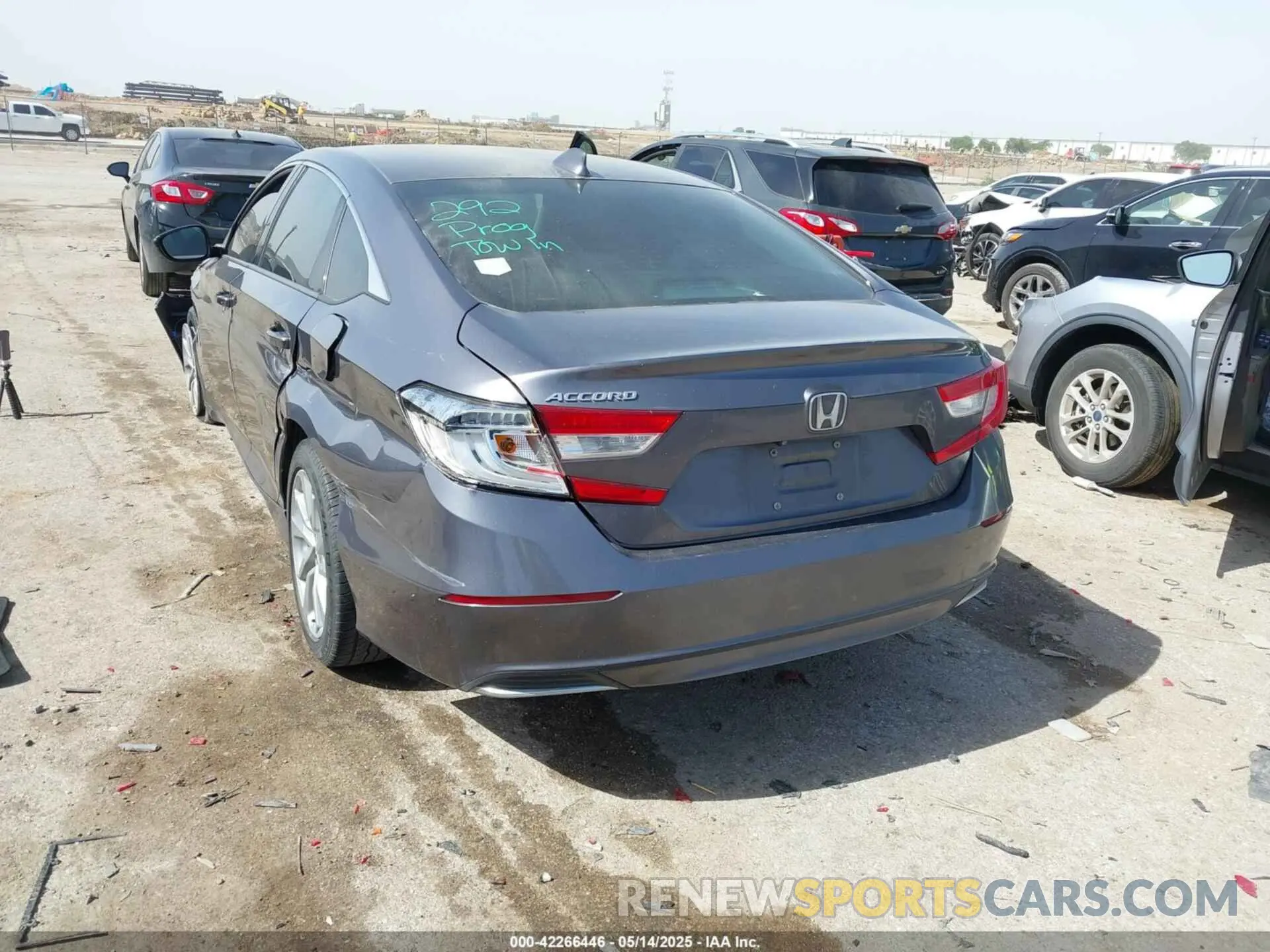 3 fotografías del automóvil dañado 1HGCV1F1XKA096688 HONDA ACCORD 2019
