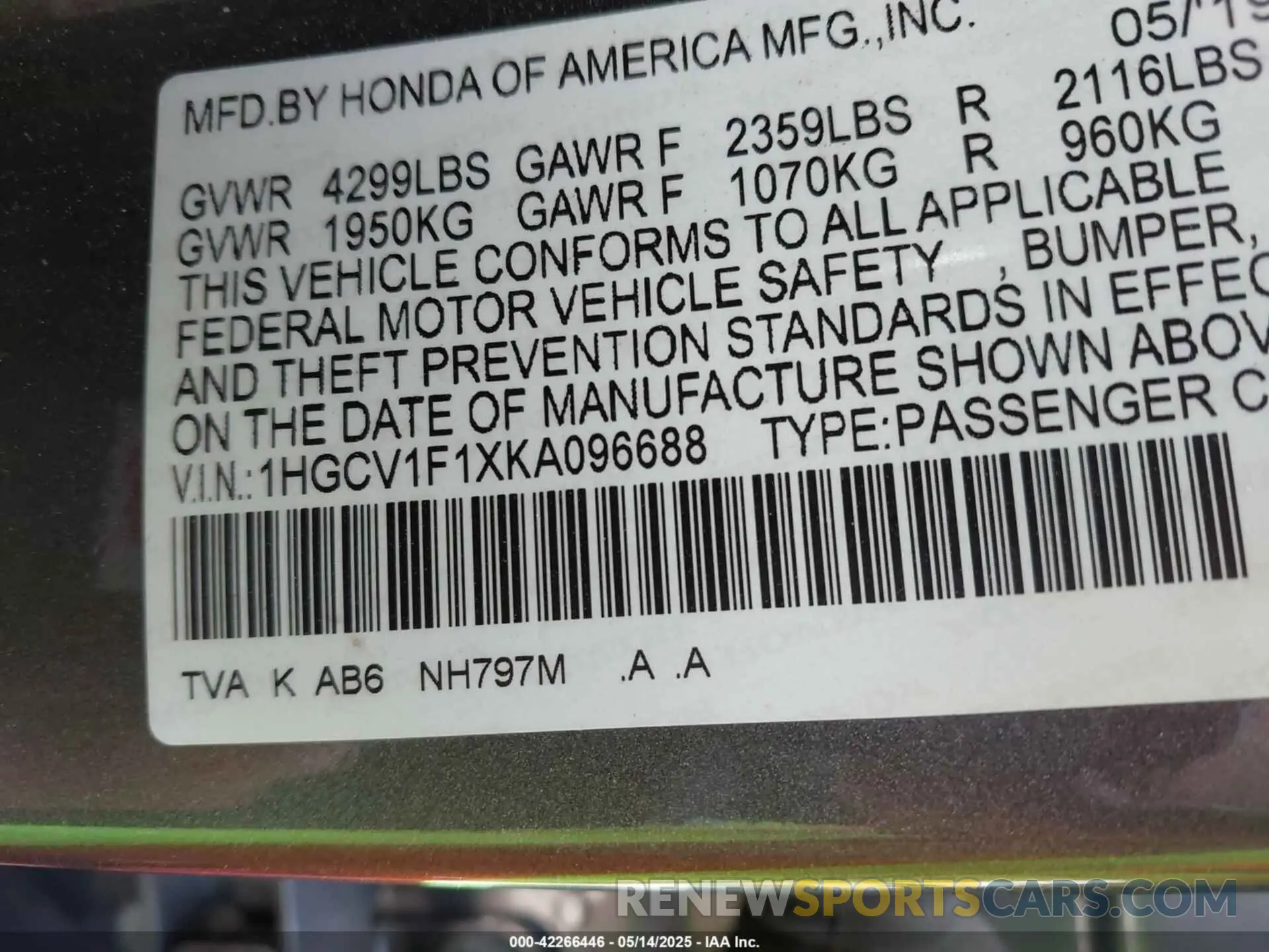 9 fotografías del automóvil dañado 1HGCV1F1XKA096688 HONDA ACCORD 2019