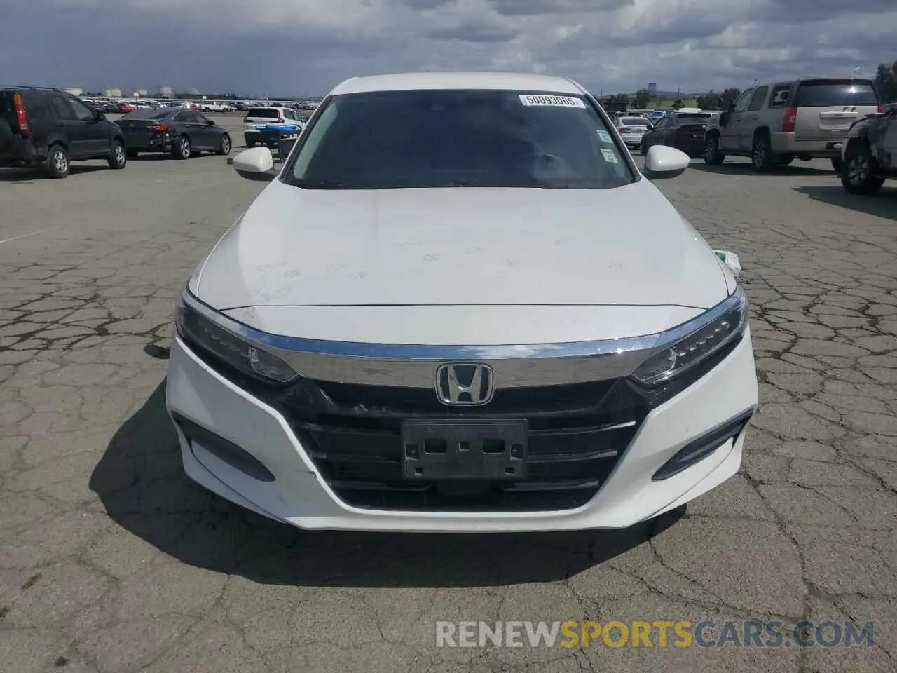 5 fotografías del automóvil dañado 1HGCV1F1XKA108581 HONDA ACCORD 2019