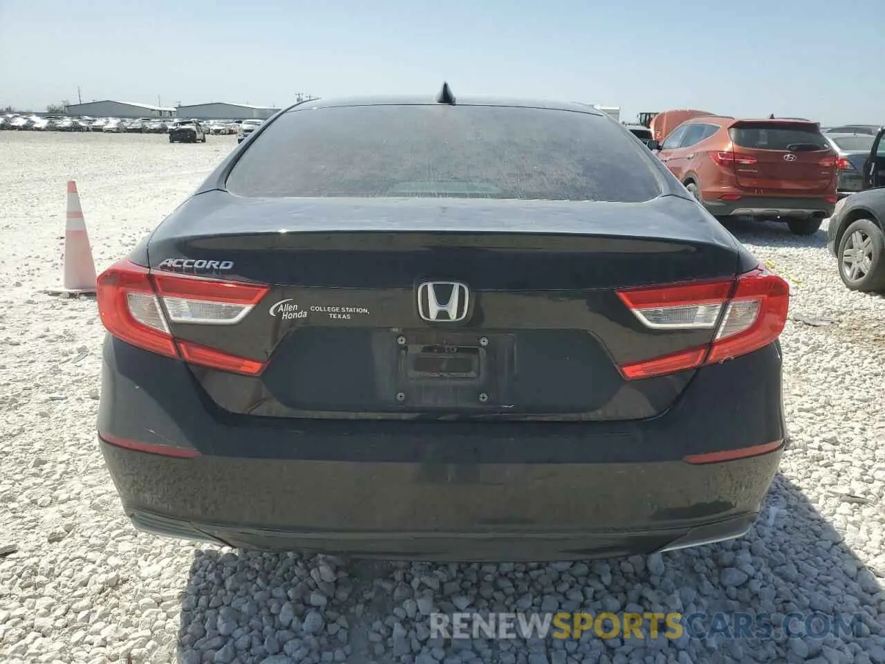 6 fotografías del automóvil dañado 1HGCV1F1XKA136347 HONDA ACCORD 2019