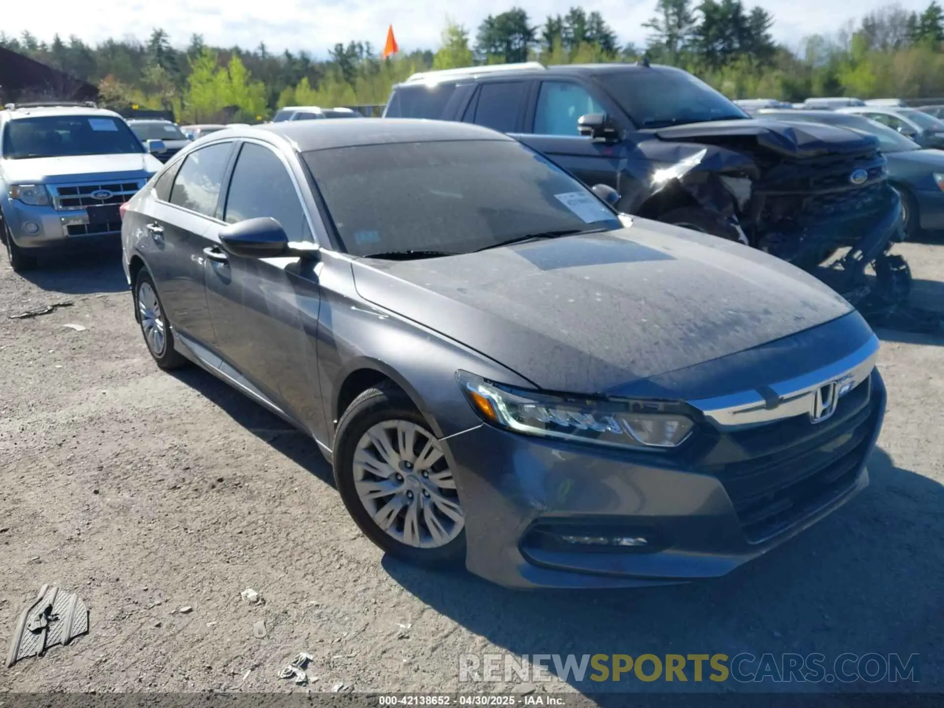 13 fotografías del automóvil dañado 1HGCV1F30KA078296 HONDA ACCORD 2019