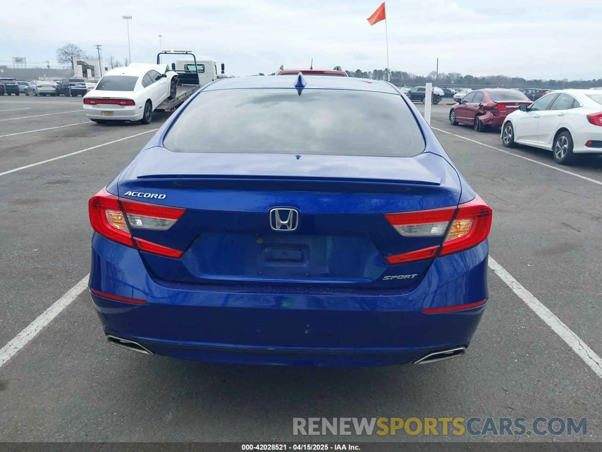 15 fotografías del automóvil dañado 1HGCV1F30KA083126 HONDA ACCORD 2019