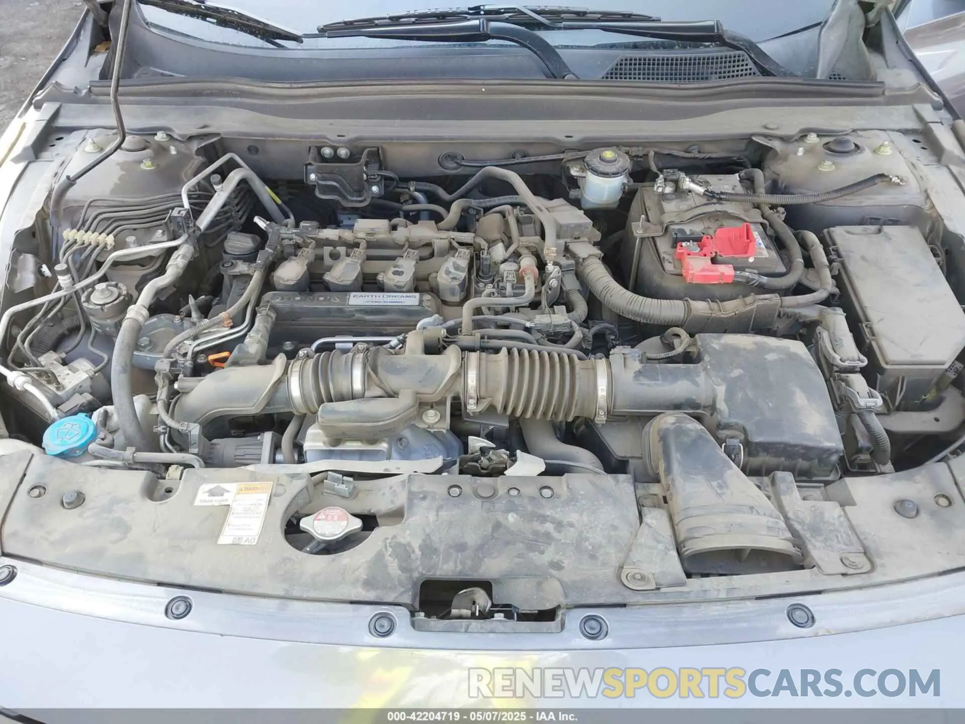 10 fotografías del automóvil dañado 1HGCV1F30KA154969 HONDA ACCORD 2019