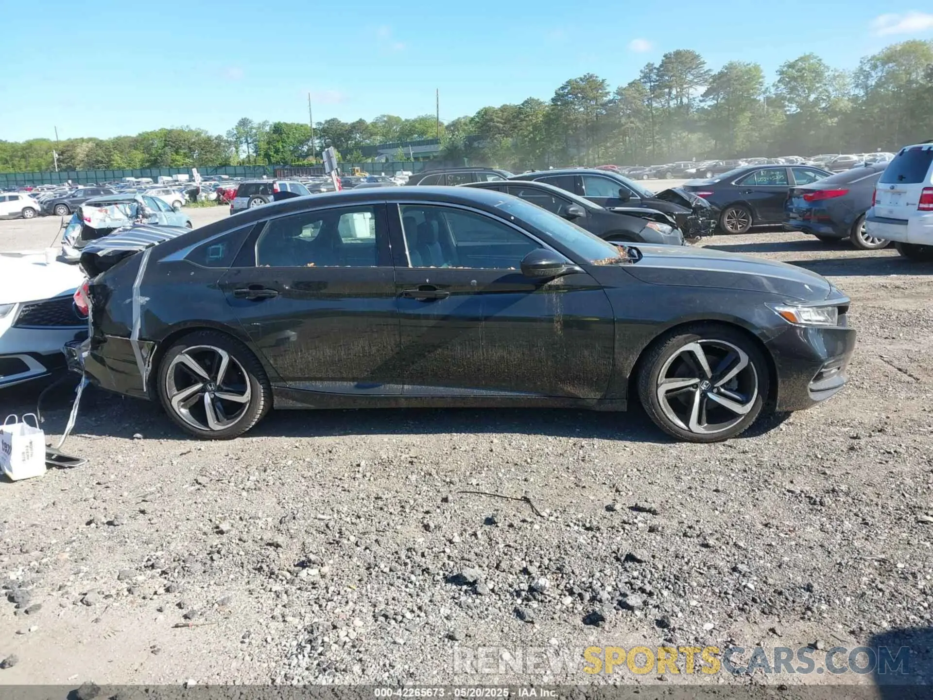 13 fotografías del automóvil dañado 1HGCV1F30KA166605 HONDA ACCORD 2019