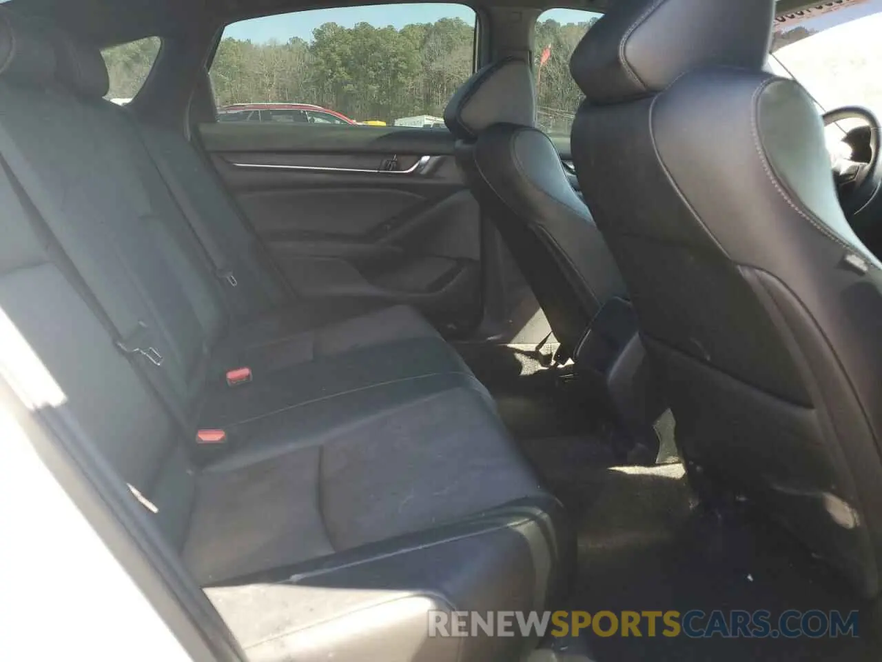 11 fotografías del automóvil dañado 1HGCV1F31KA014509 HONDA ACCORD 2019