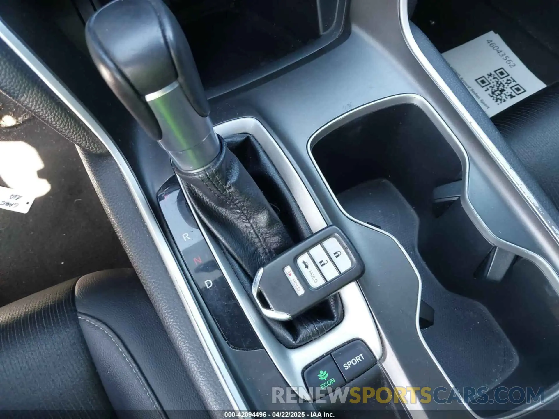 11 fotografías del automóvil dañado 1HGCV1F31KA015305 HONDA ACCORD 2019