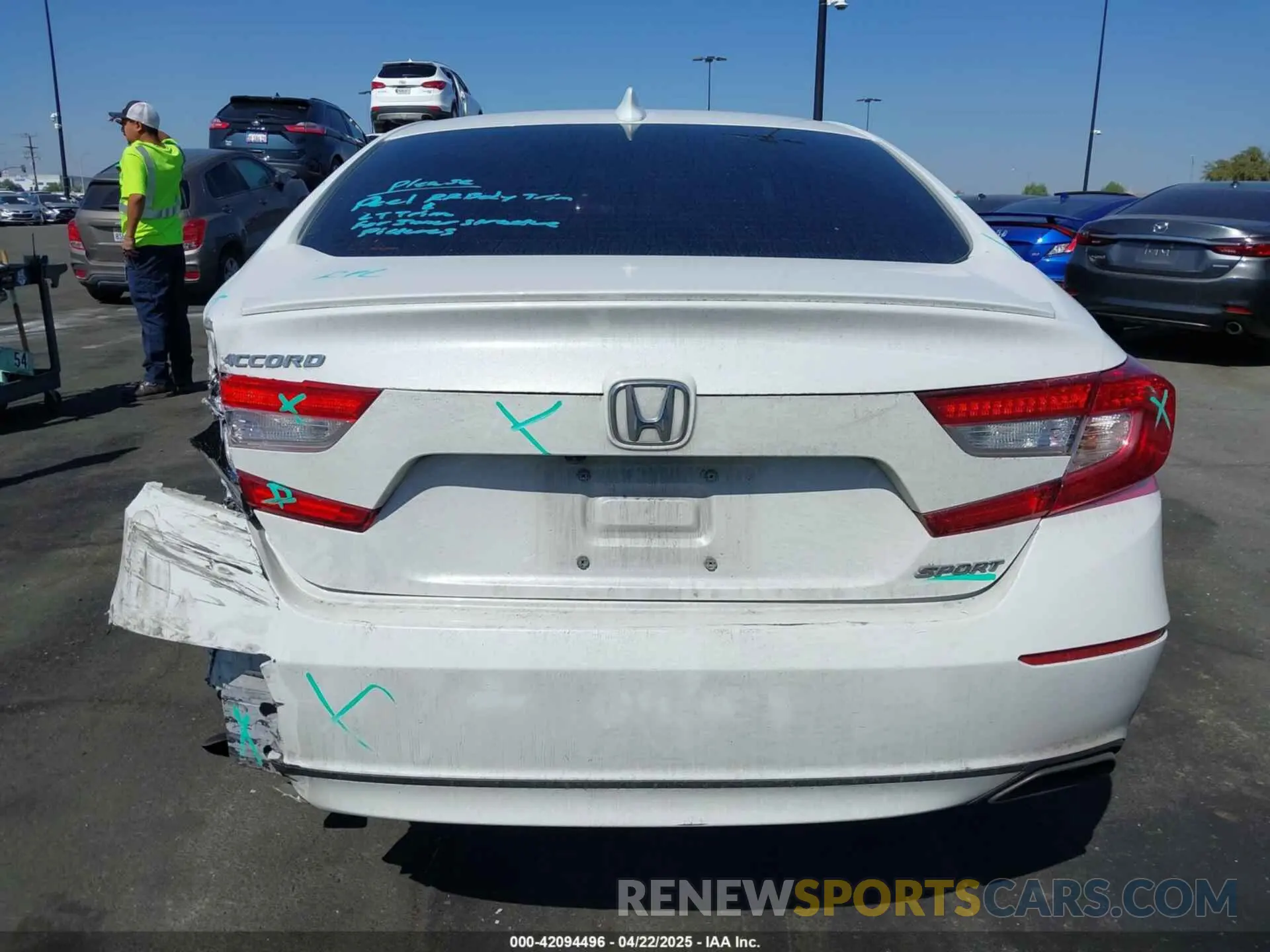 16 fotografías del automóvil dañado 1HGCV1F31KA015305 HONDA ACCORD 2019