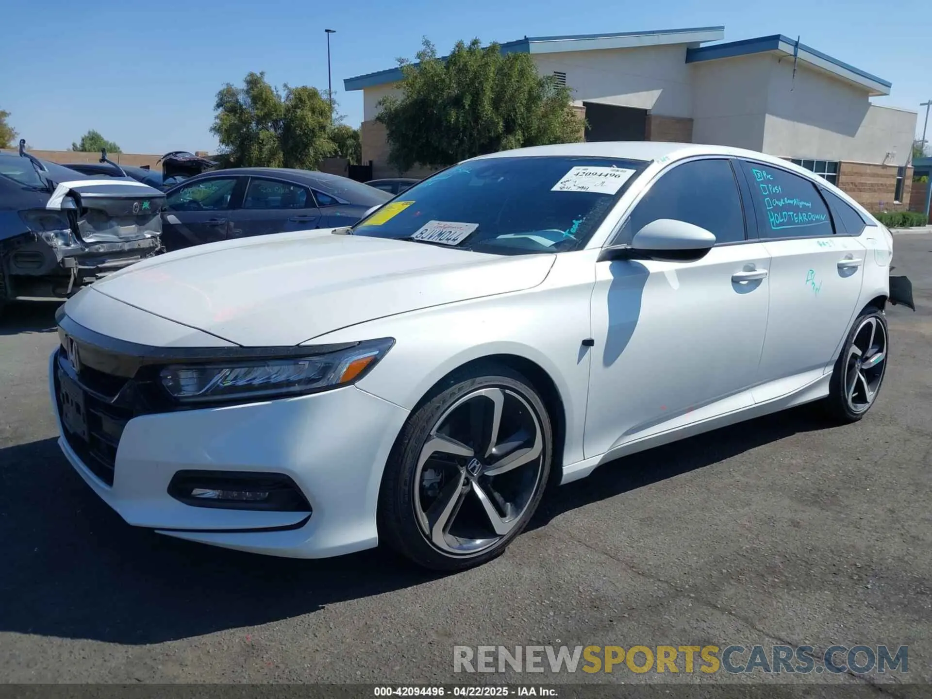 2 fotografías del automóvil dañado 1HGCV1F31KA015305 HONDA ACCORD 2019