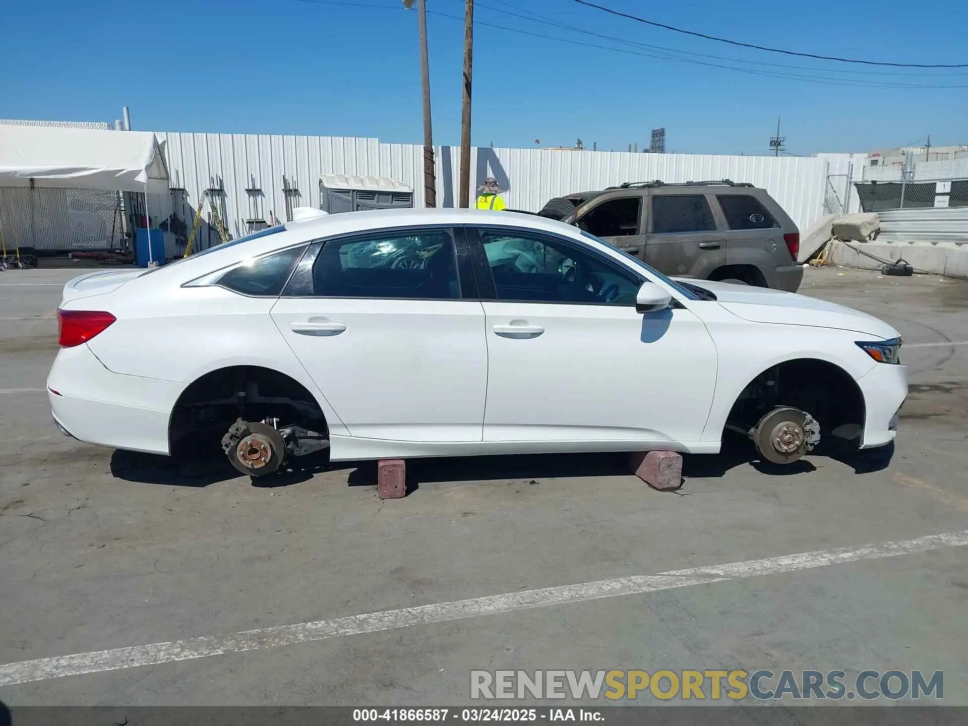 13 fotografías del automóvil dañado 1HGCV1F31KA031584 HONDA ACCORD 2019