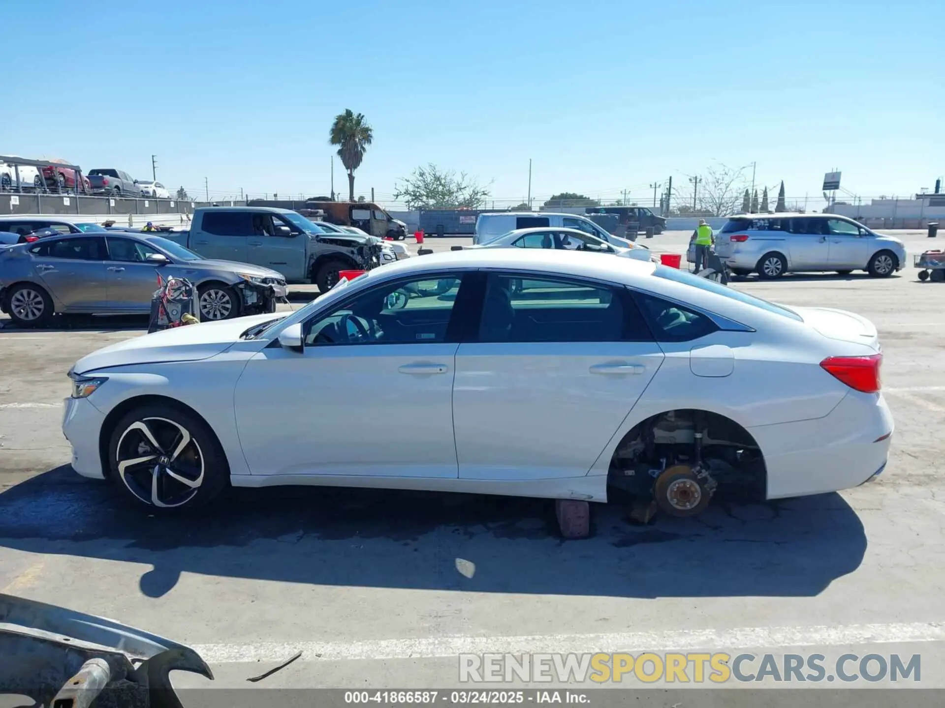 14 fotografías del automóvil dañado 1HGCV1F31KA031584 HONDA ACCORD 2019