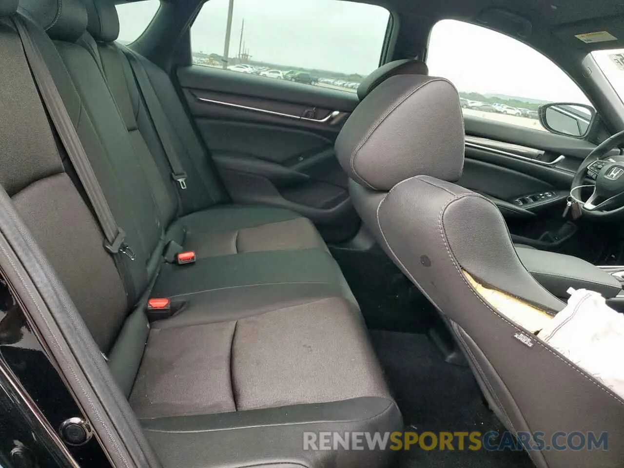 10 fotografías del automóvil dañado 1HGCV1F31KA131216 HONDA ACCORD 2019