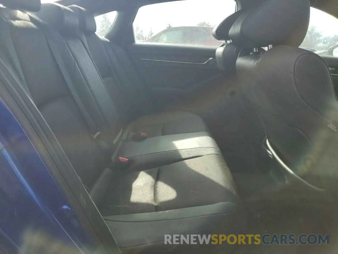 11 fotografías del automóvil dañado 1HGCV1F31KA144144 HONDA ACCORD 2019
