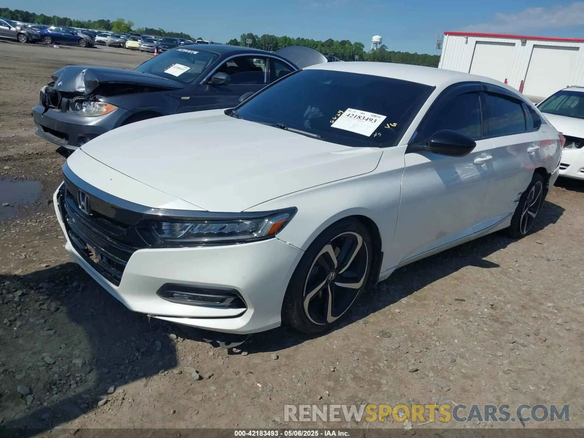 2 fotografías del automóvil dañado 1HGCV1F32KA031268 HONDA ACCORD 2019