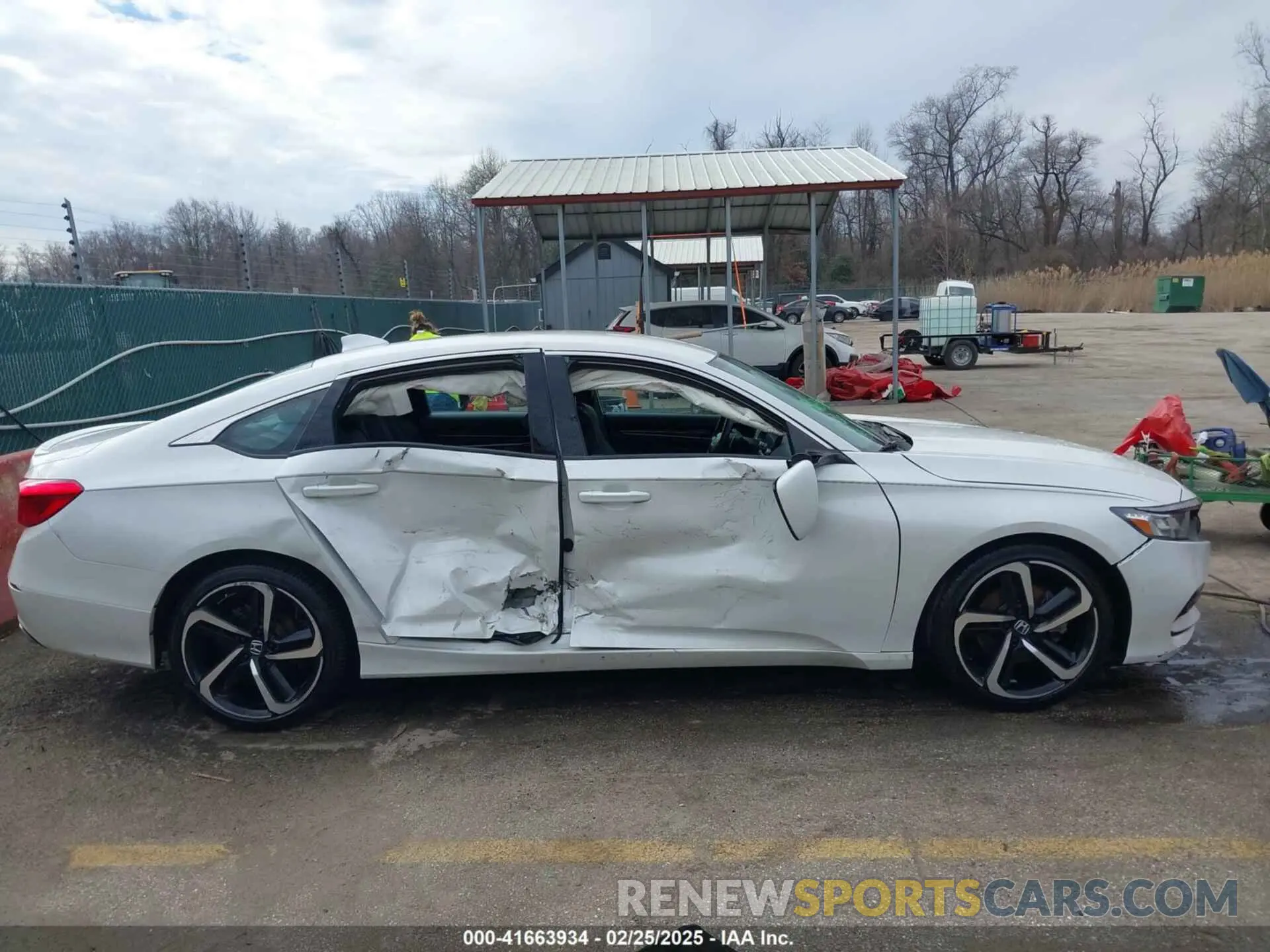 13 fotografías del automóvil dañado 1HGCV1F32KA151538 HONDA ACCORD 2019