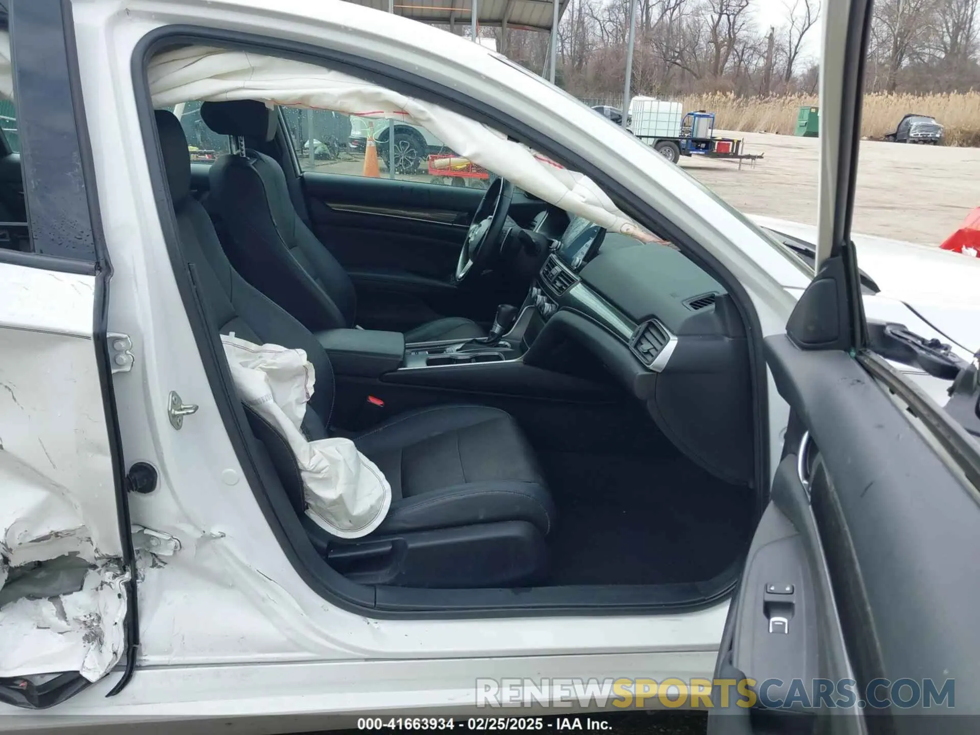 5 fotografías del automóvil dañado 1HGCV1F32KA151538 HONDA ACCORD 2019