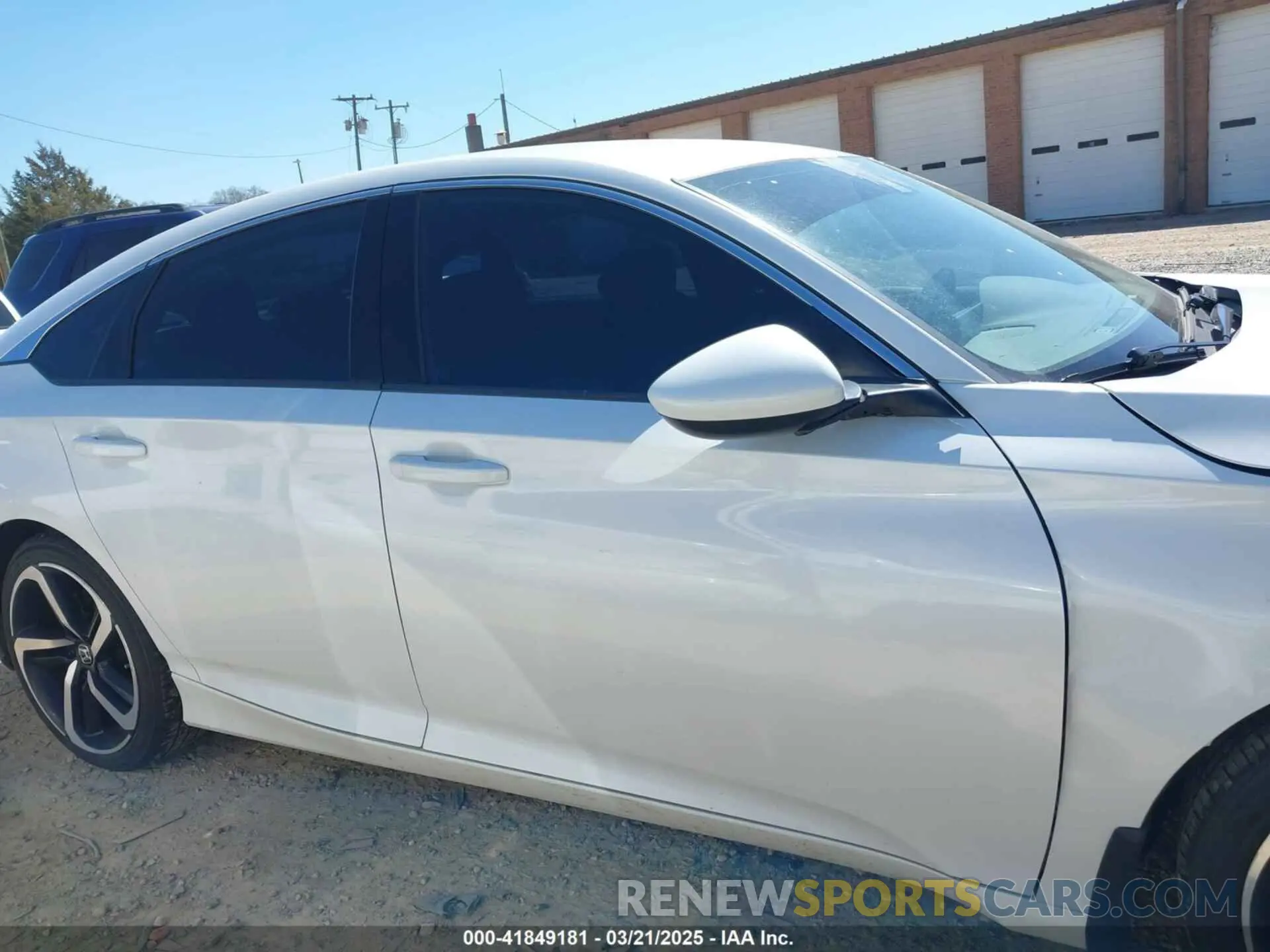13 fotografías del automóvil dañado 1HGCV1F32KA176049 HONDA ACCORD 2019