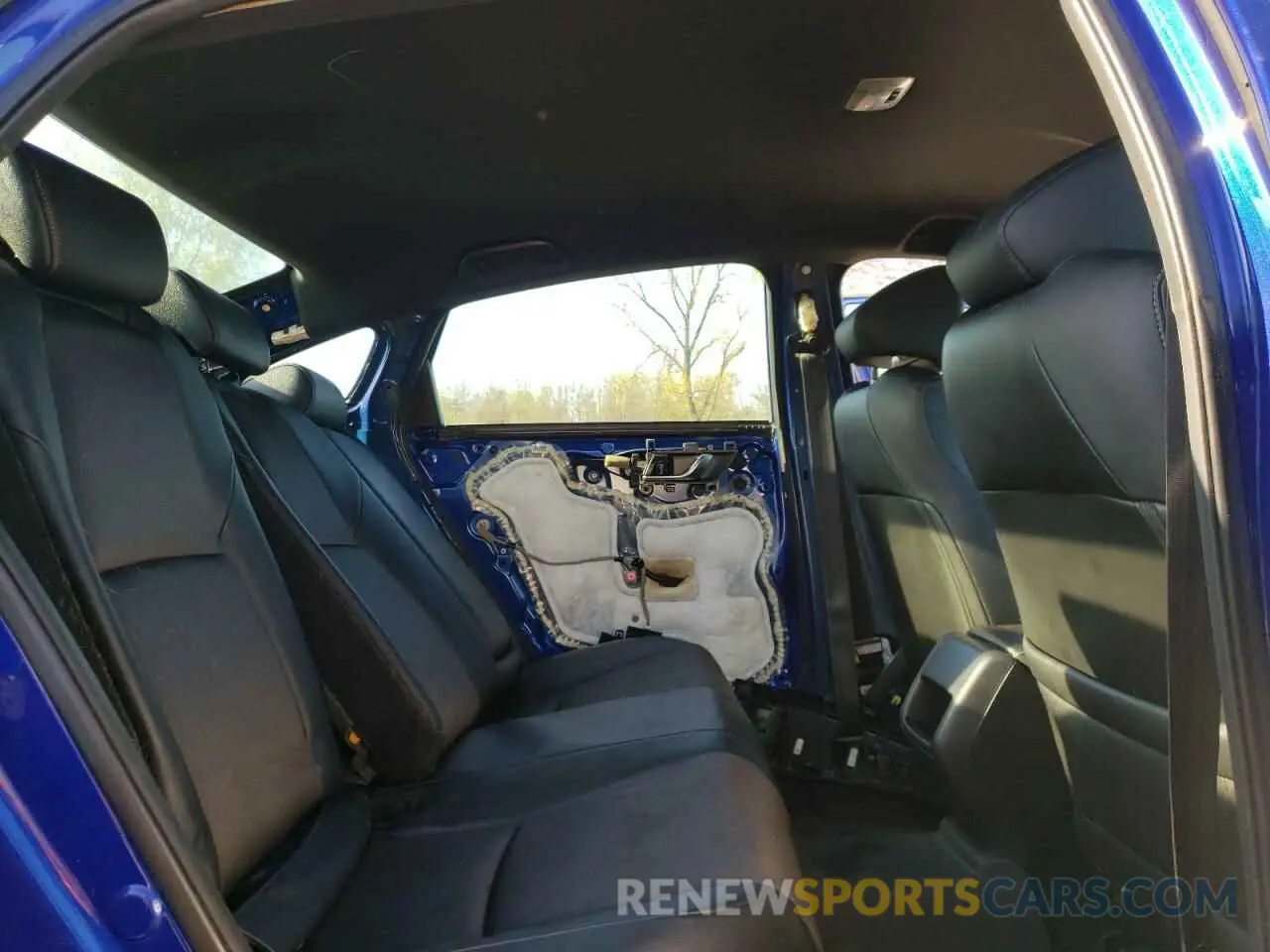 10 fotografías del automóvil dañado 1HGCV1F33KA015631 HONDA ACCORD 2019