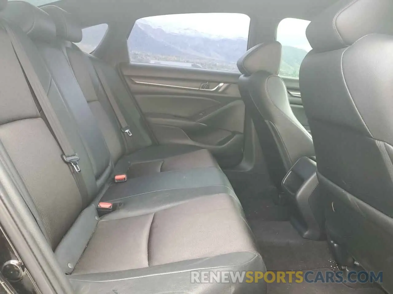 10 fotografías del automóvil dañado 1HGCV1F33KA029724 HONDA ACCORD 2019