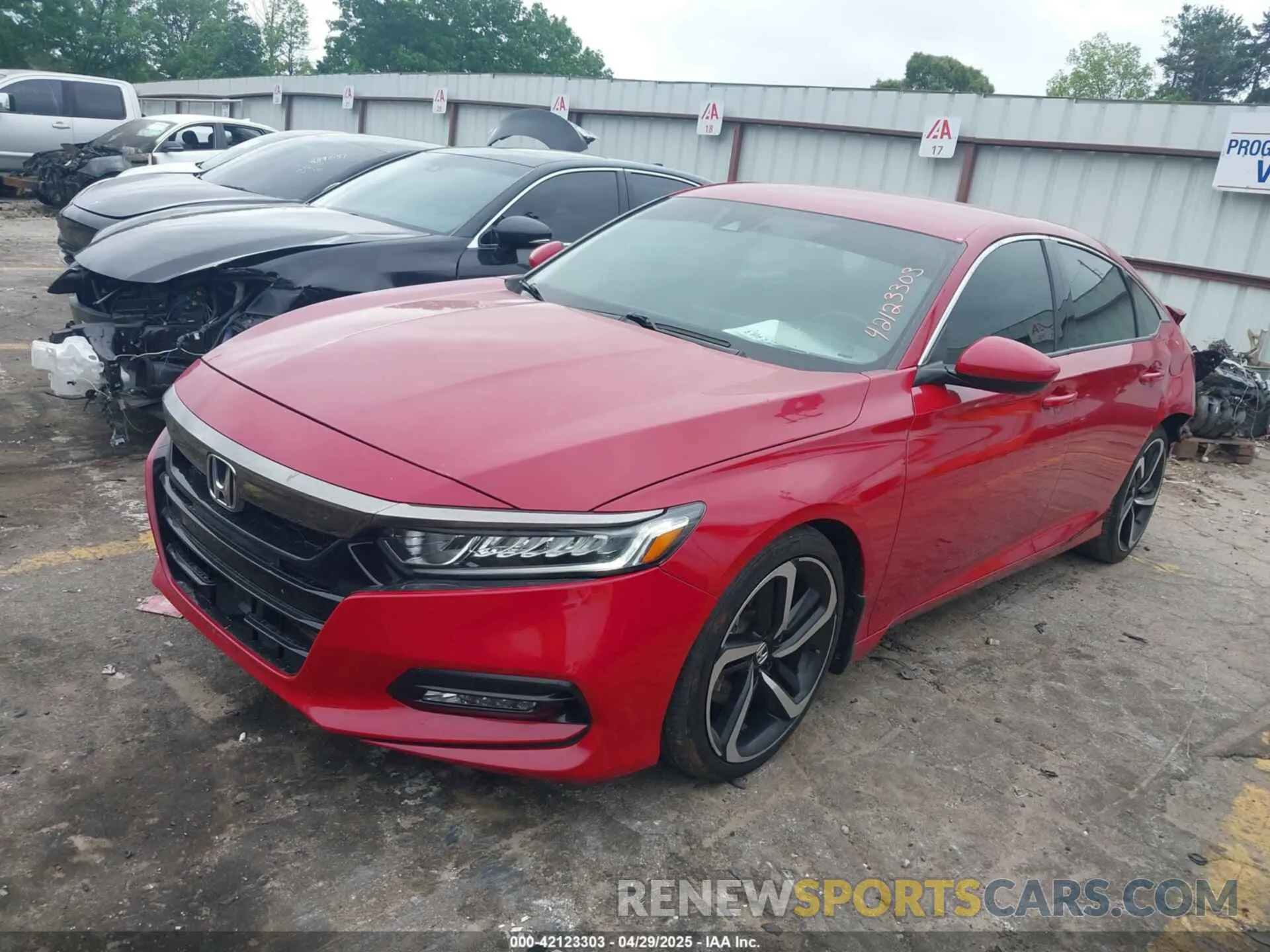 2 fotografías del automóvil dañado 1HGCV1F33KA073867 HONDA ACCORD 2019