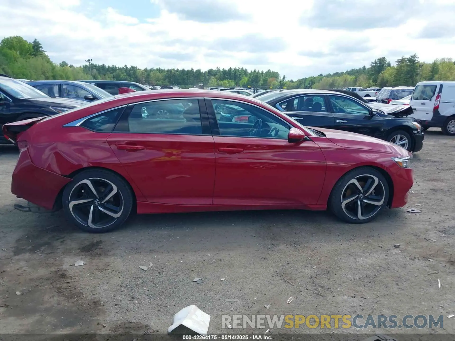 14 fotografías del automóvil dañado 1HGCV1F33KA102381 HONDA ACCORD 2019