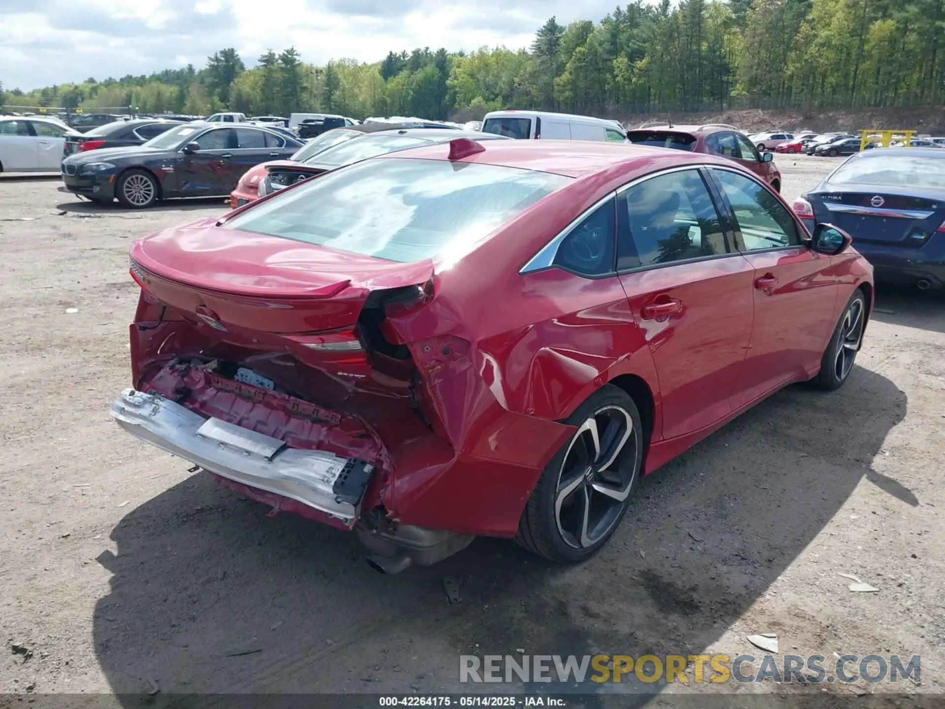 4 fotografías del automóvil dañado 1HGCV1F33KA102381 HONDA ACCORD 2019