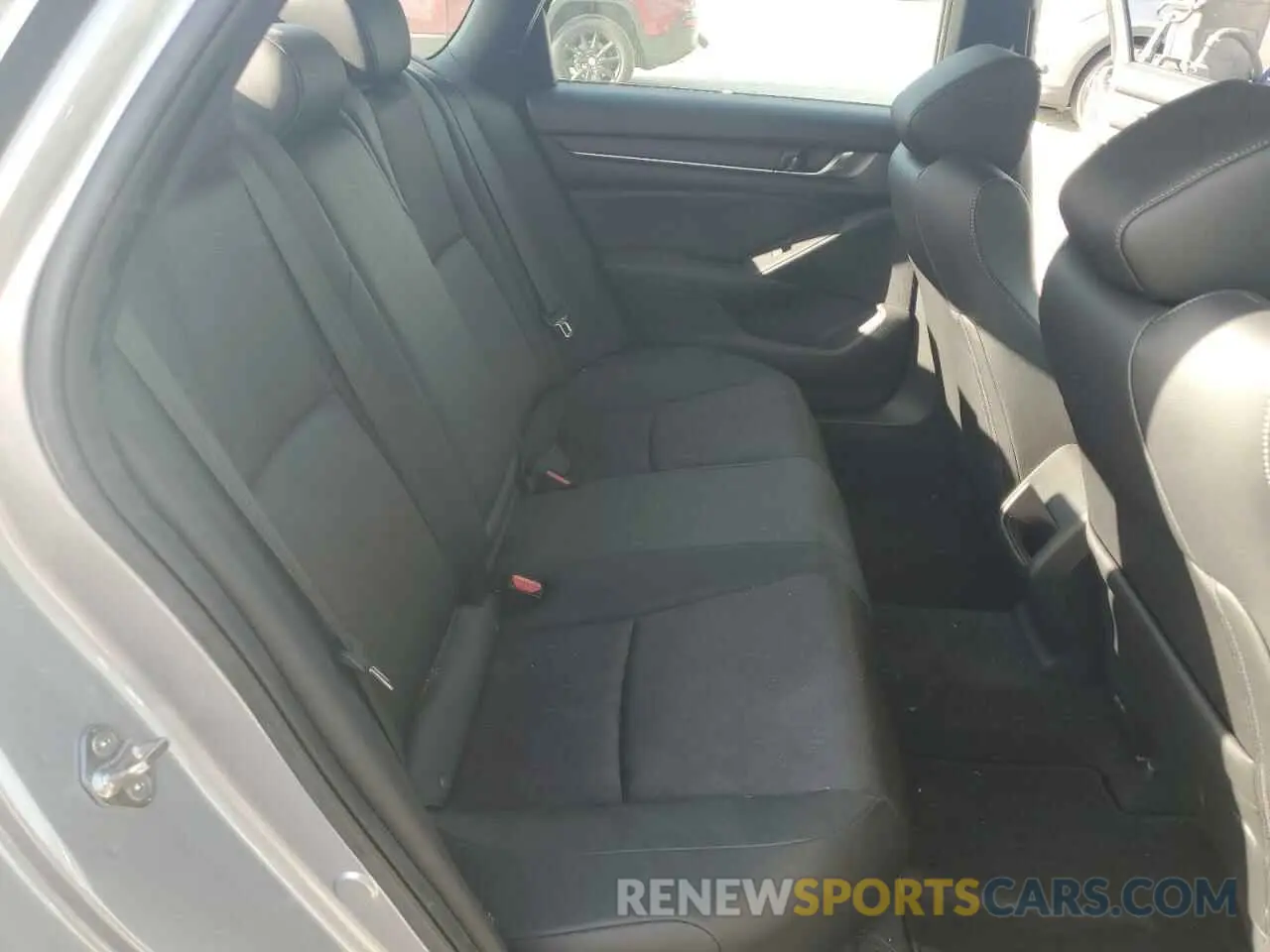 10 fotografías del automóvil dañado 1HGCV1F34KA007067 HONDA ACCORD 2019