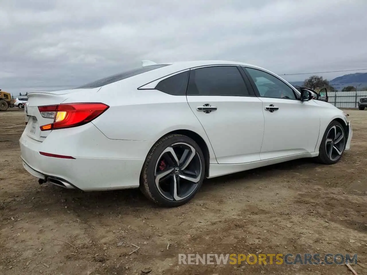 3 fotografías del automóvil dañado 1HGCV1F34KA047665 HONDA ACCORD 2019