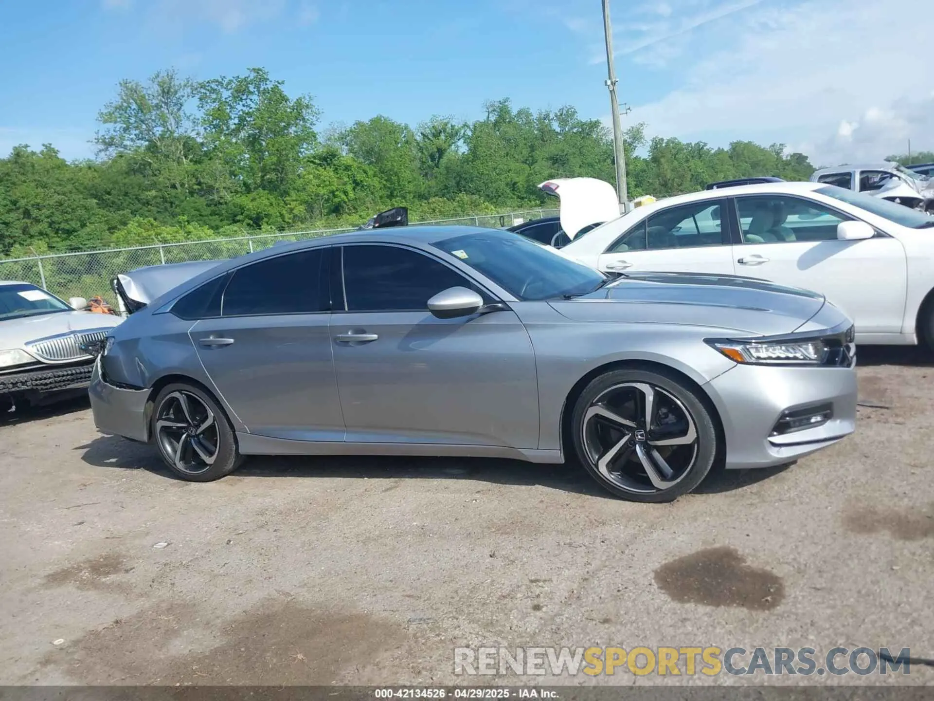 13 fotografías del automóvil dañado 1HGCV1F34KA089432 HONDA ACCORD 2019